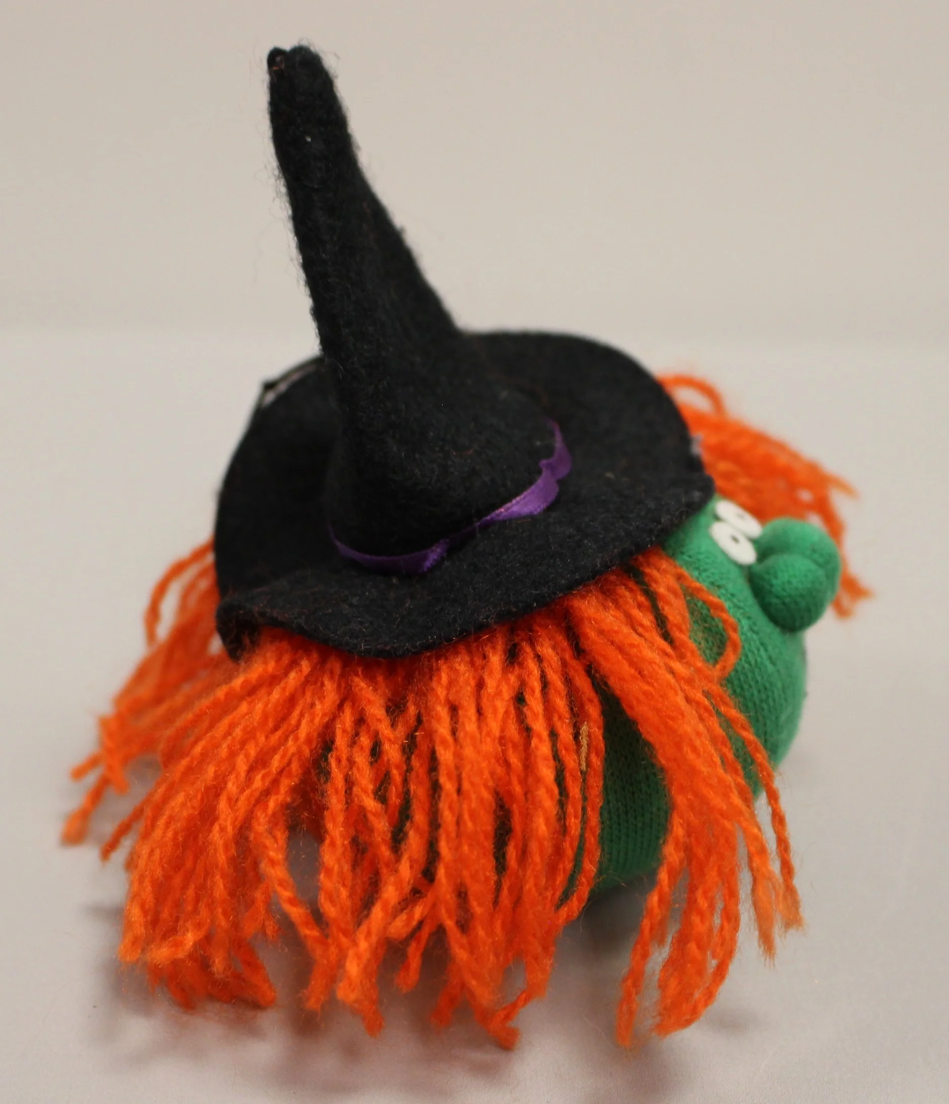 1986 Hallmark Halloween Boo Buddie Witch Plush - Used - Image 2