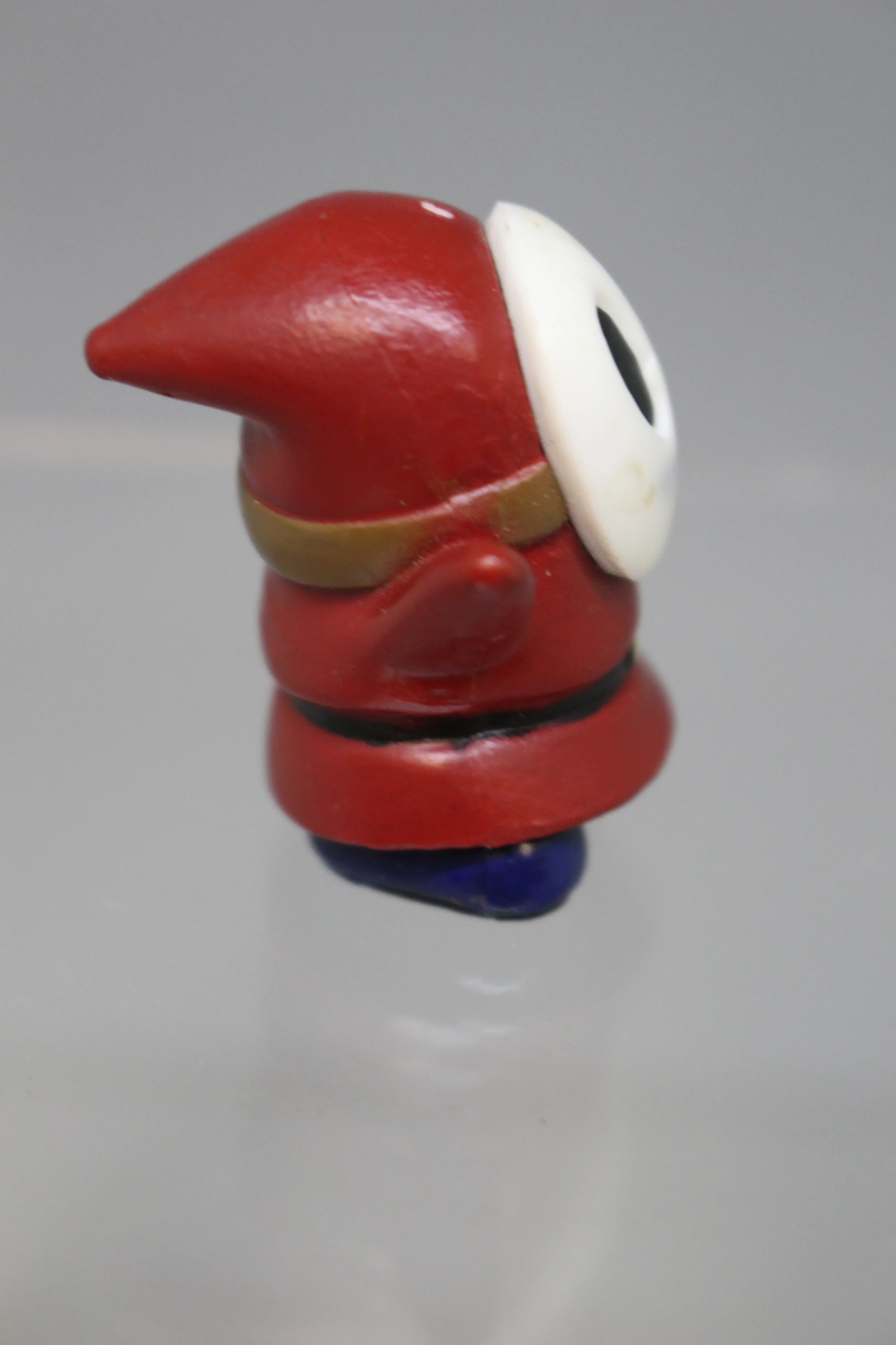 2007 Nintendo Super Mario Brothers Shy Guy 1.25" Action Toy - Used - Image 4