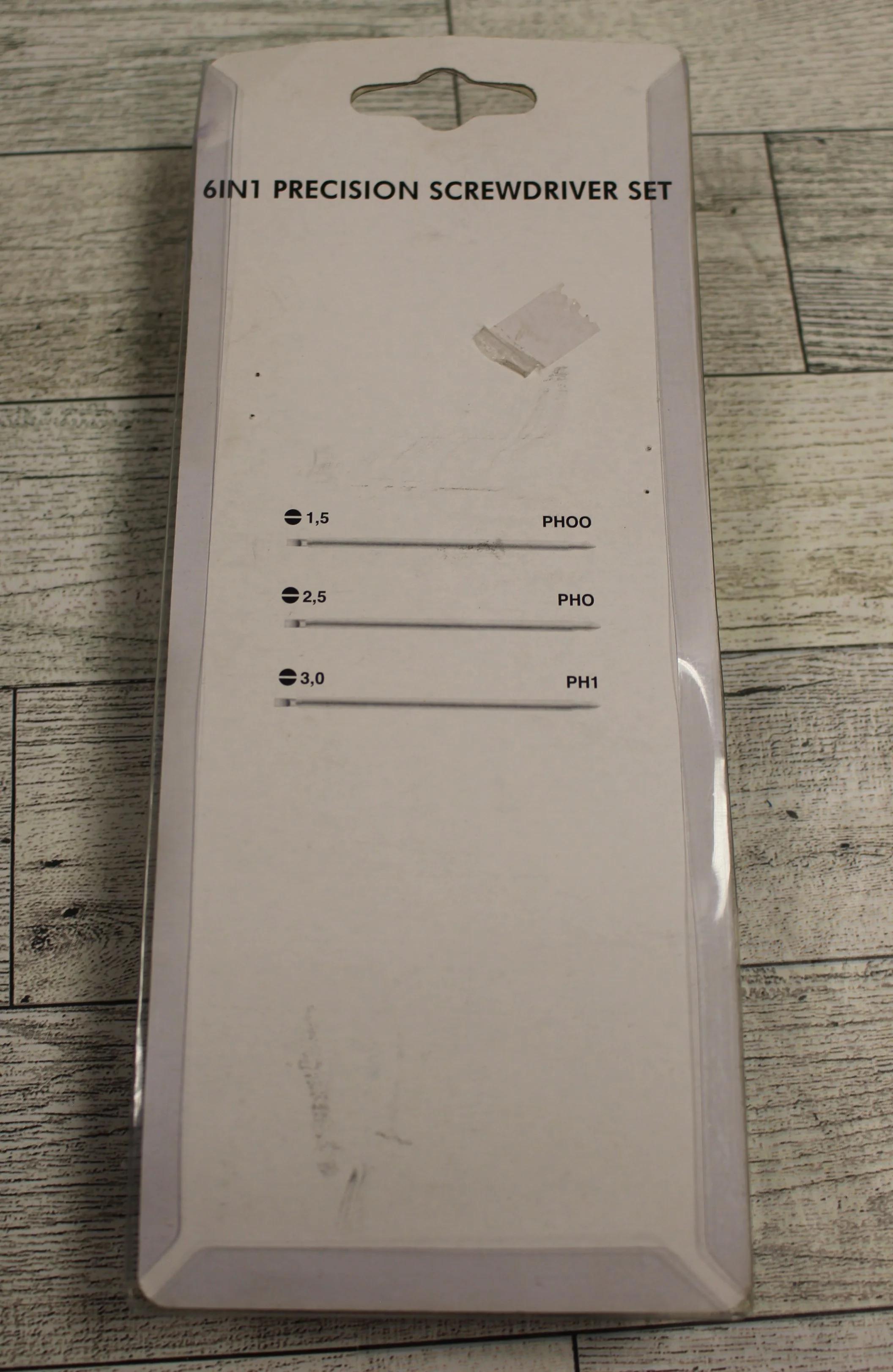 6 in 1 Precision Screwdriver Set with Case - New - Image 2