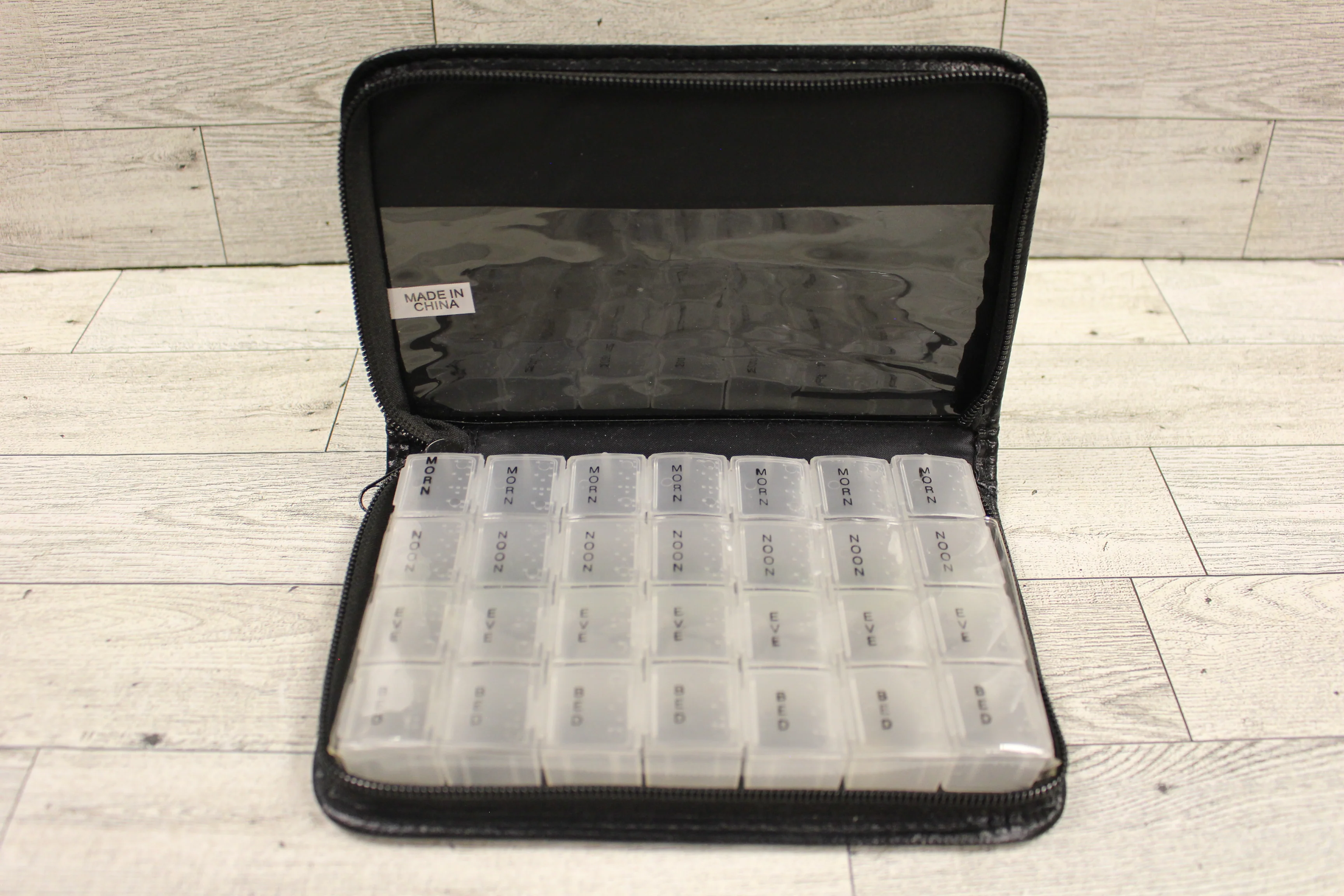 7 Day 4 Compartment Pill Case with Cover - Braille & English - Used