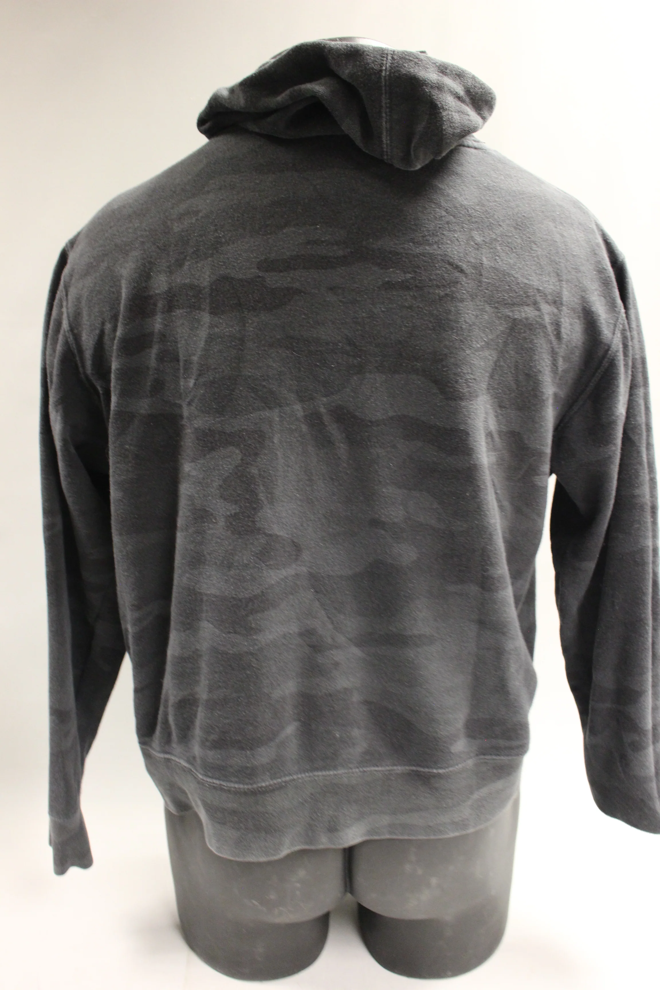 80Eighty Unisex Pull Over Hoodie -Camouflage -Medium -Used - Image 2