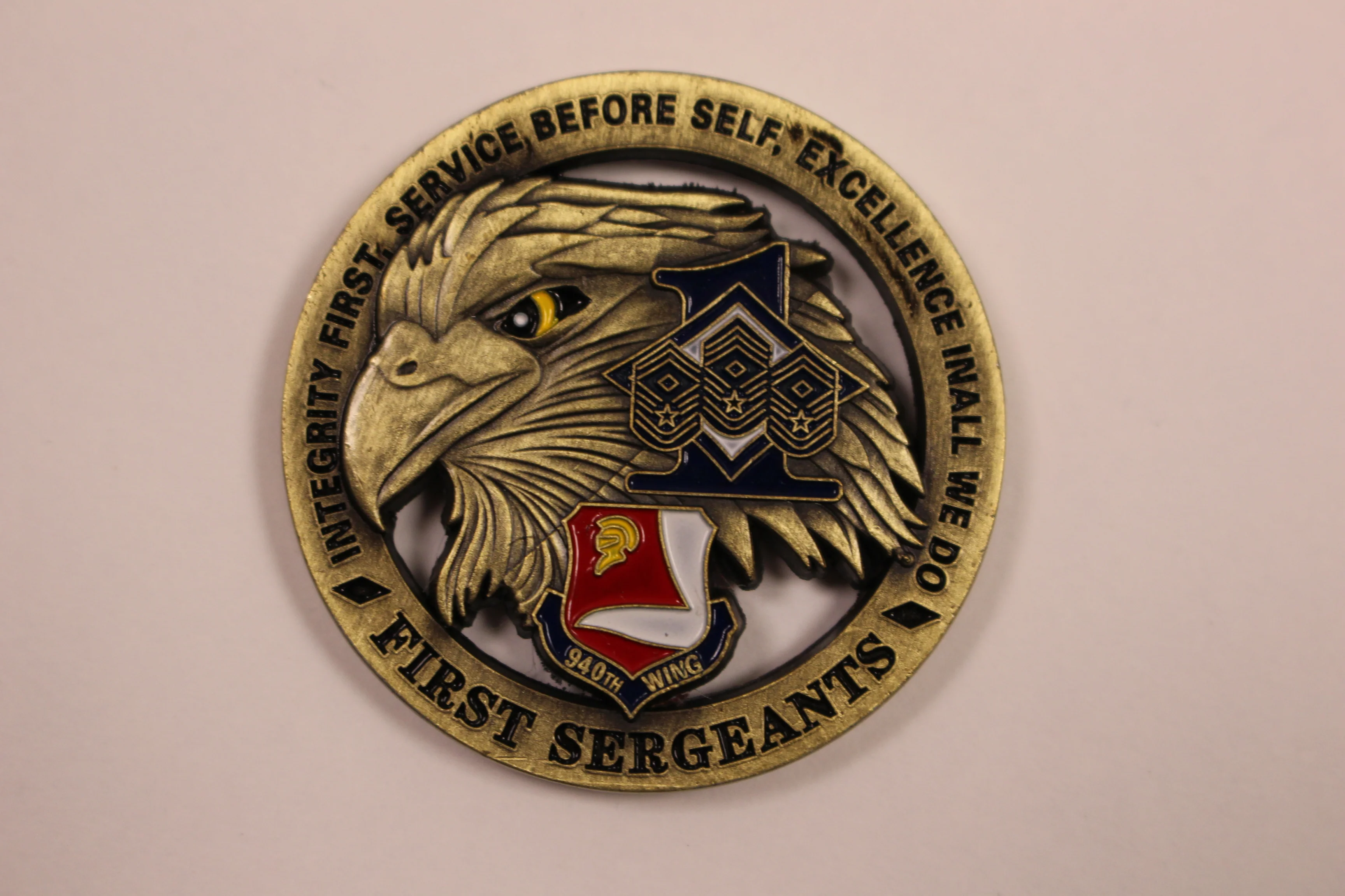 940th Wing First Sergeants Eagle Challenge Coin - Image 2