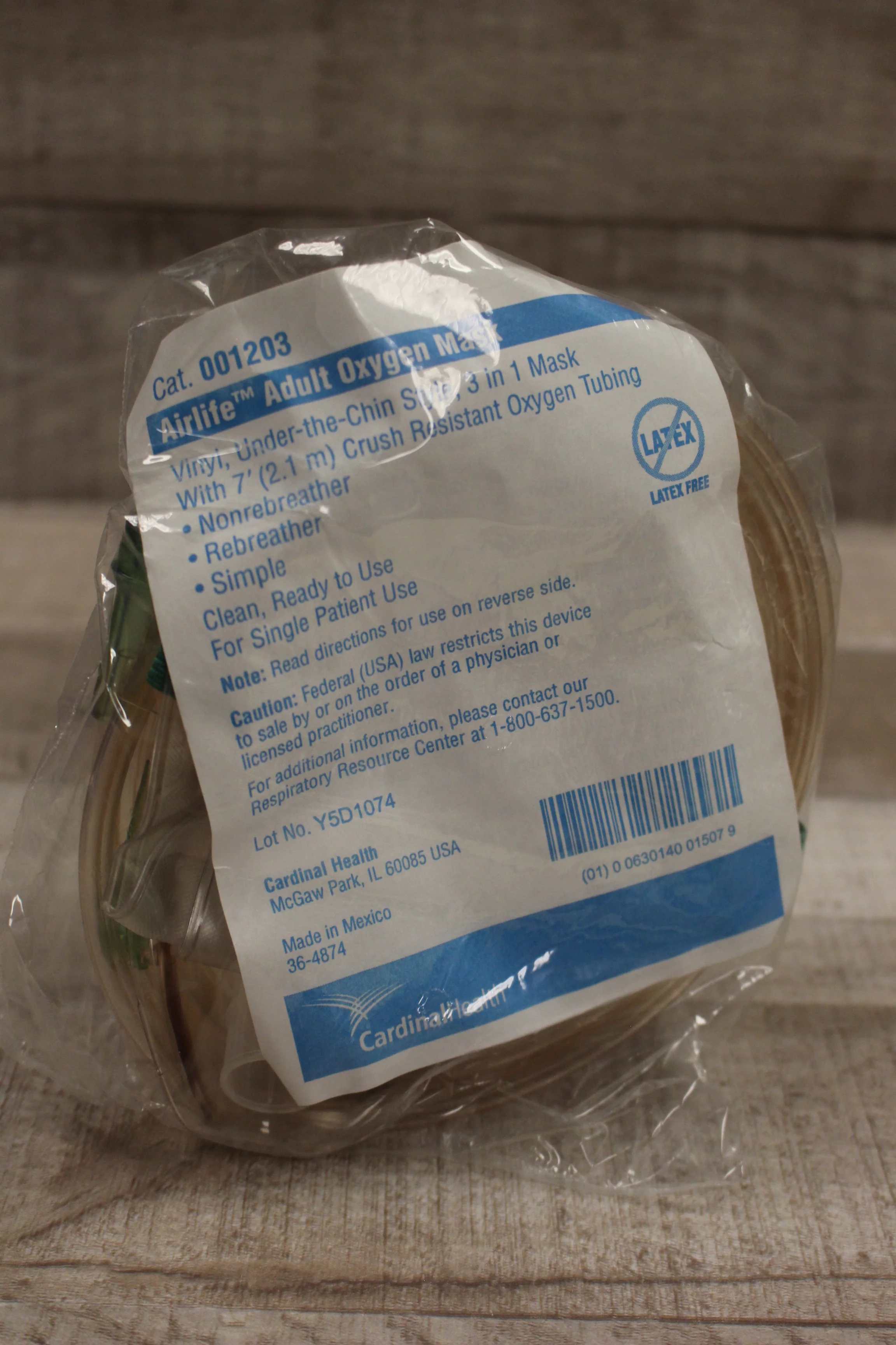 AirLife Adult Oxygen Mask Vinyl Under The Chin Style with 7' Tubing - 001203 New