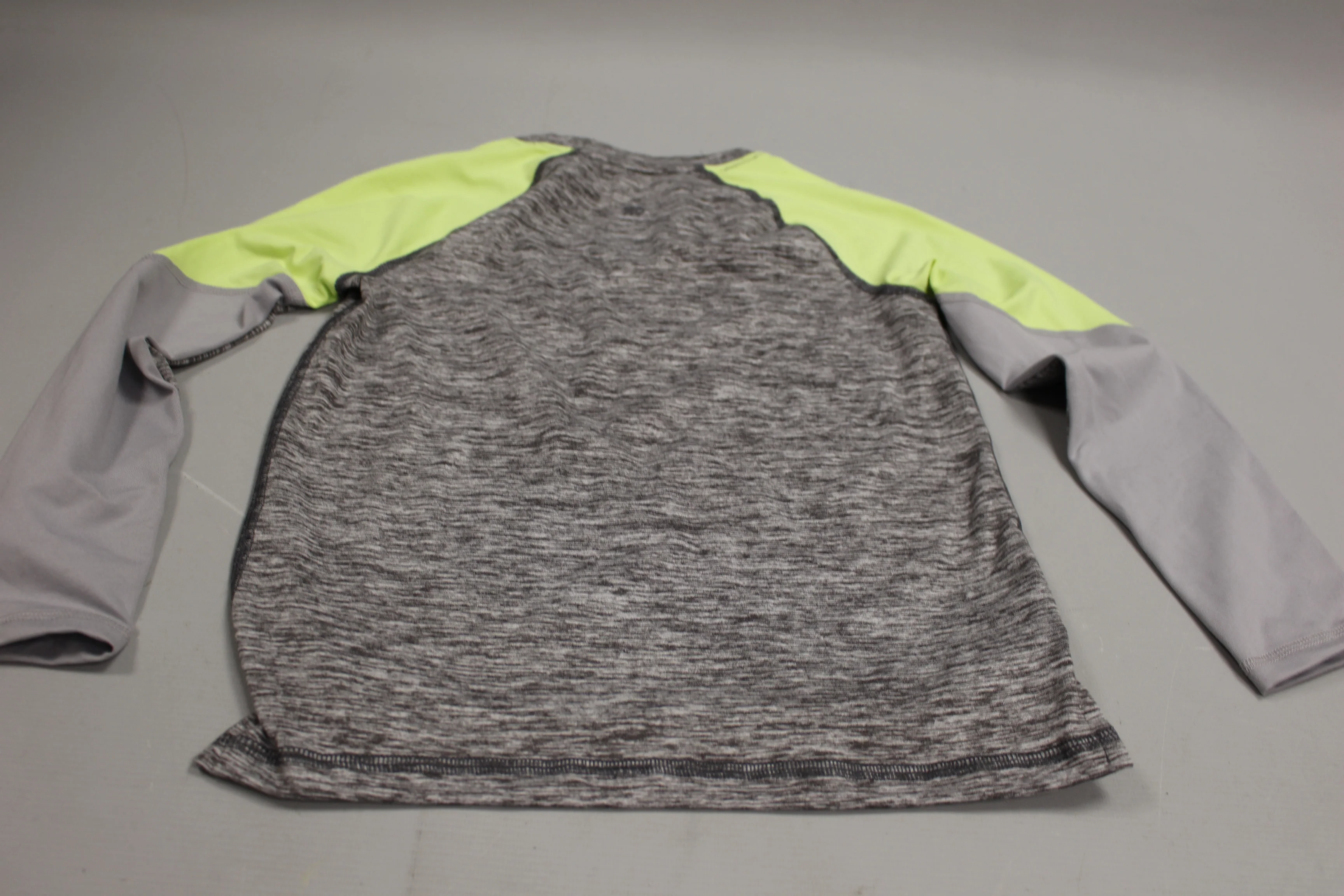 All In Motion Children's Athletic Top, Size: XS, Grey, New! - Image 2