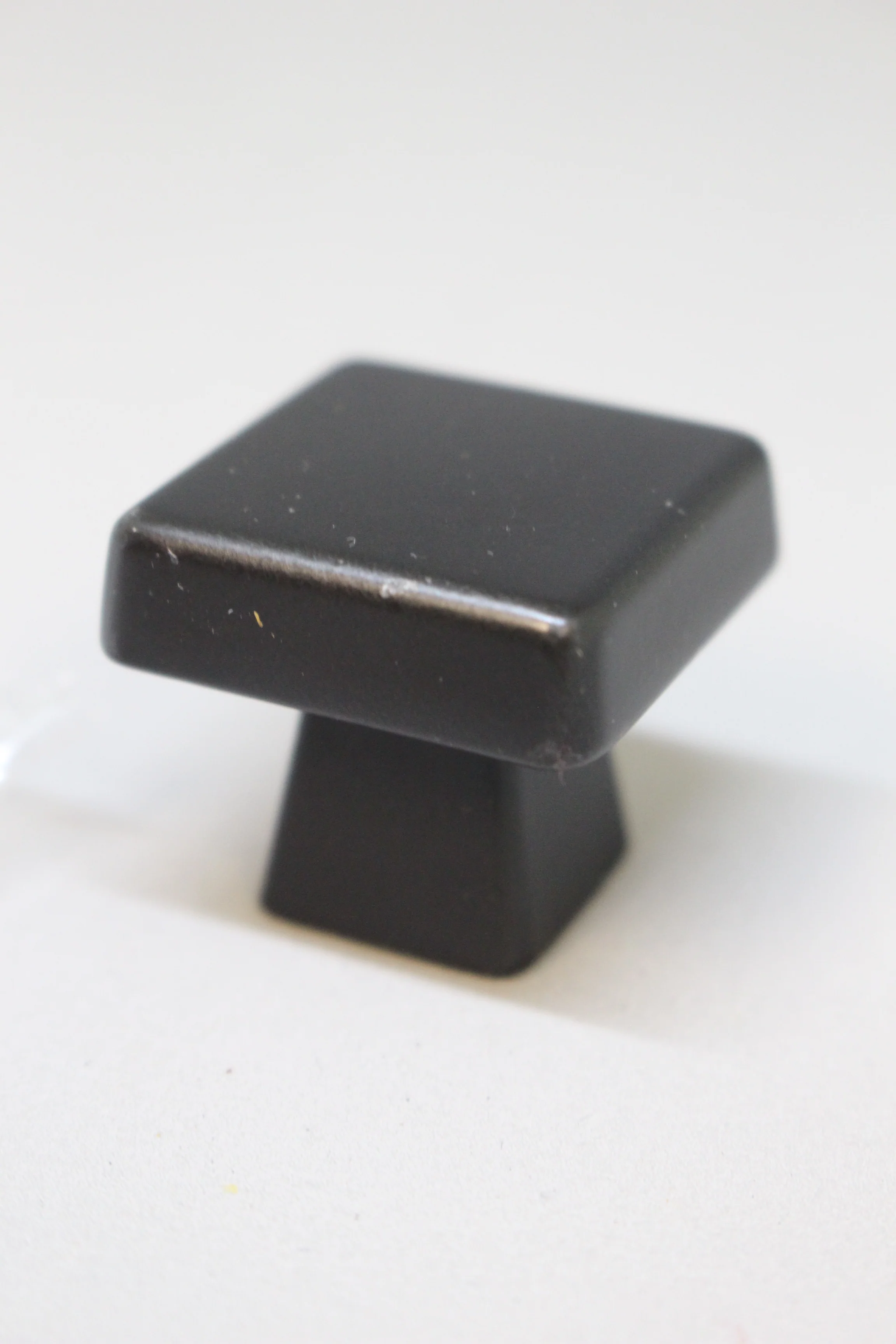 Amerock 1-3/16 Inch Diameter Black Bronze Cabinet Knob -Black -New - Image 2