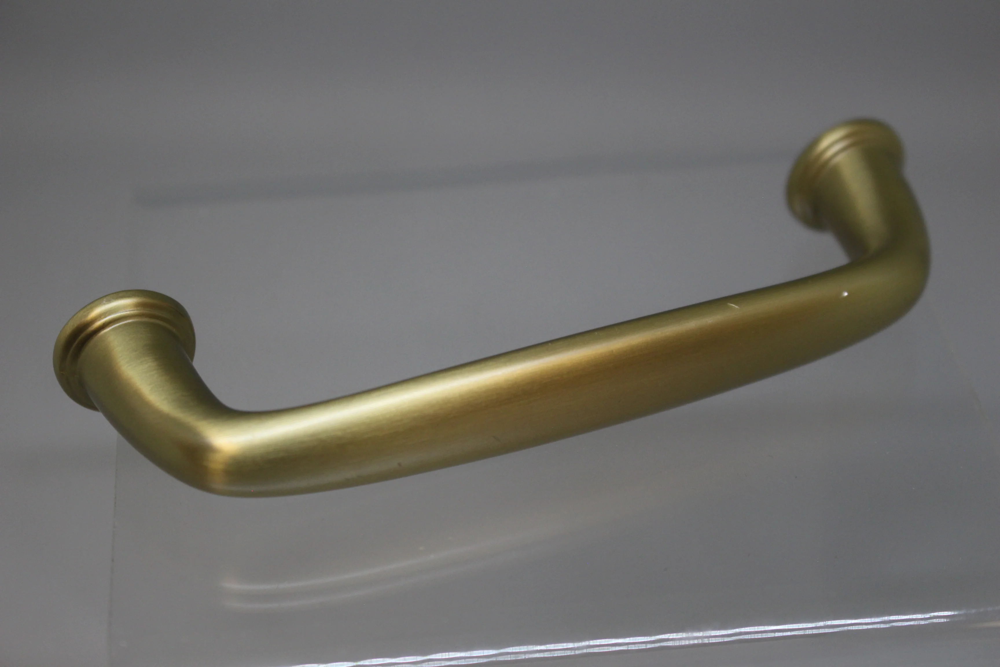 Amerock 96mm Pull Golden Champagne BP53702BBZ -New - Image 4