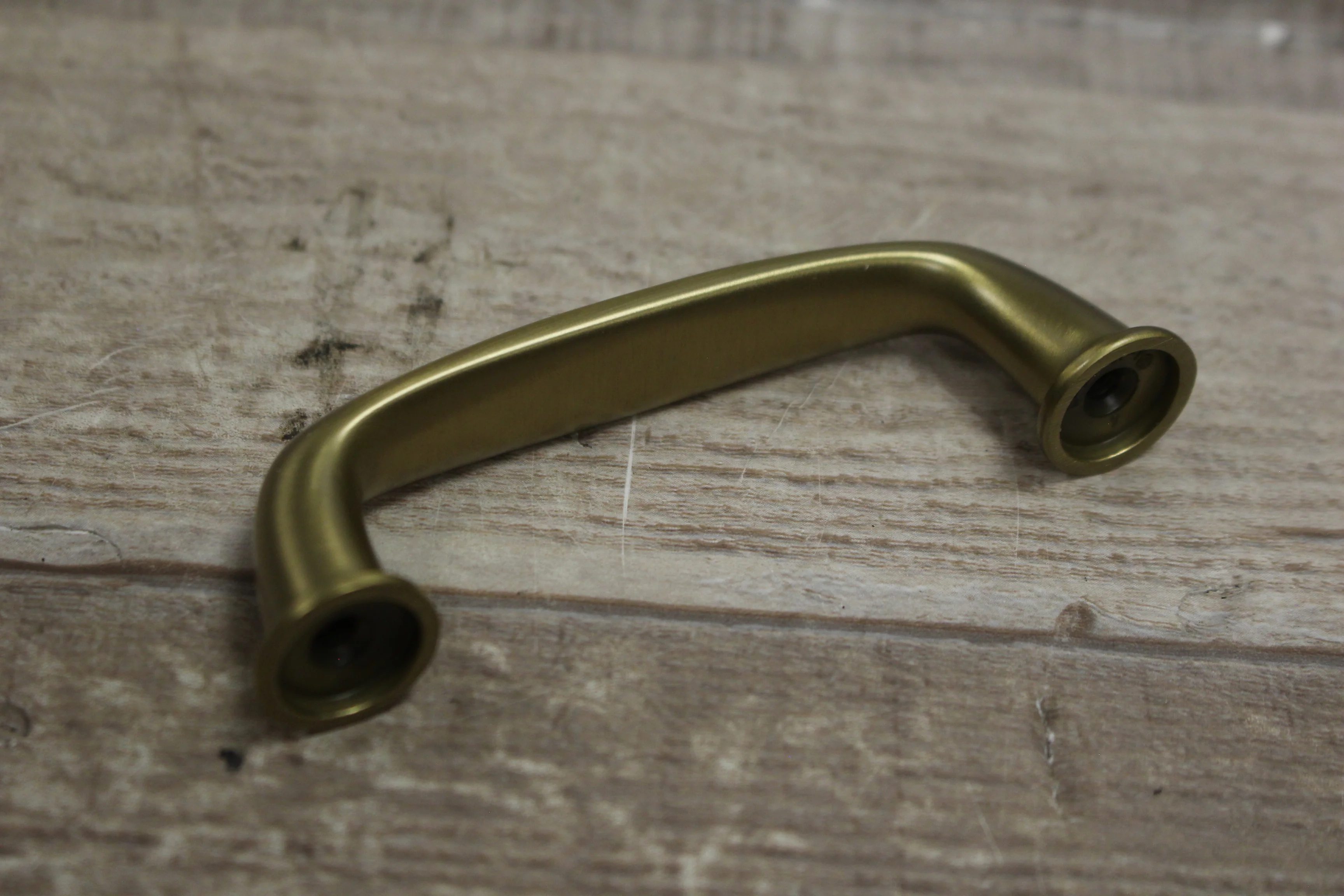 Amerock Kane Cabinet Pull Golden Champagne 3" -New, Open Box - Image 2