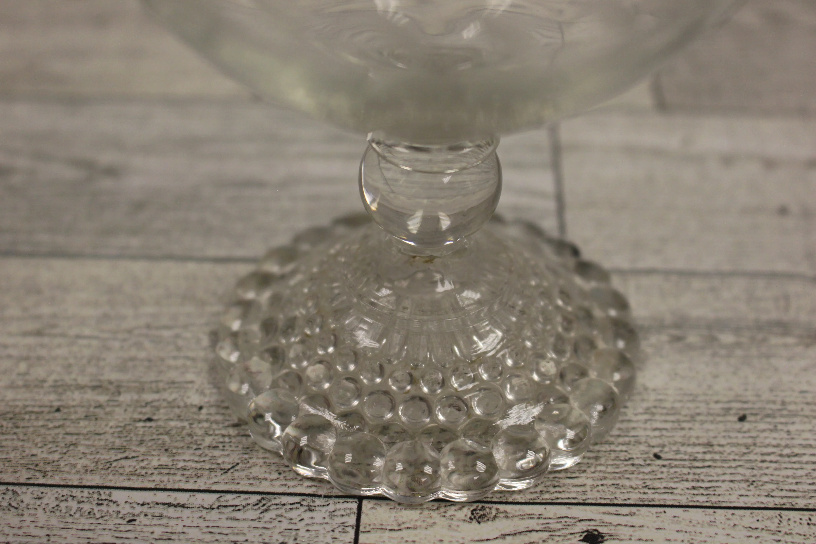 Anchor Hocking Bubble Footed Champagne Sherbet Etched Leaves Glasses - Set of 10 - Image 2