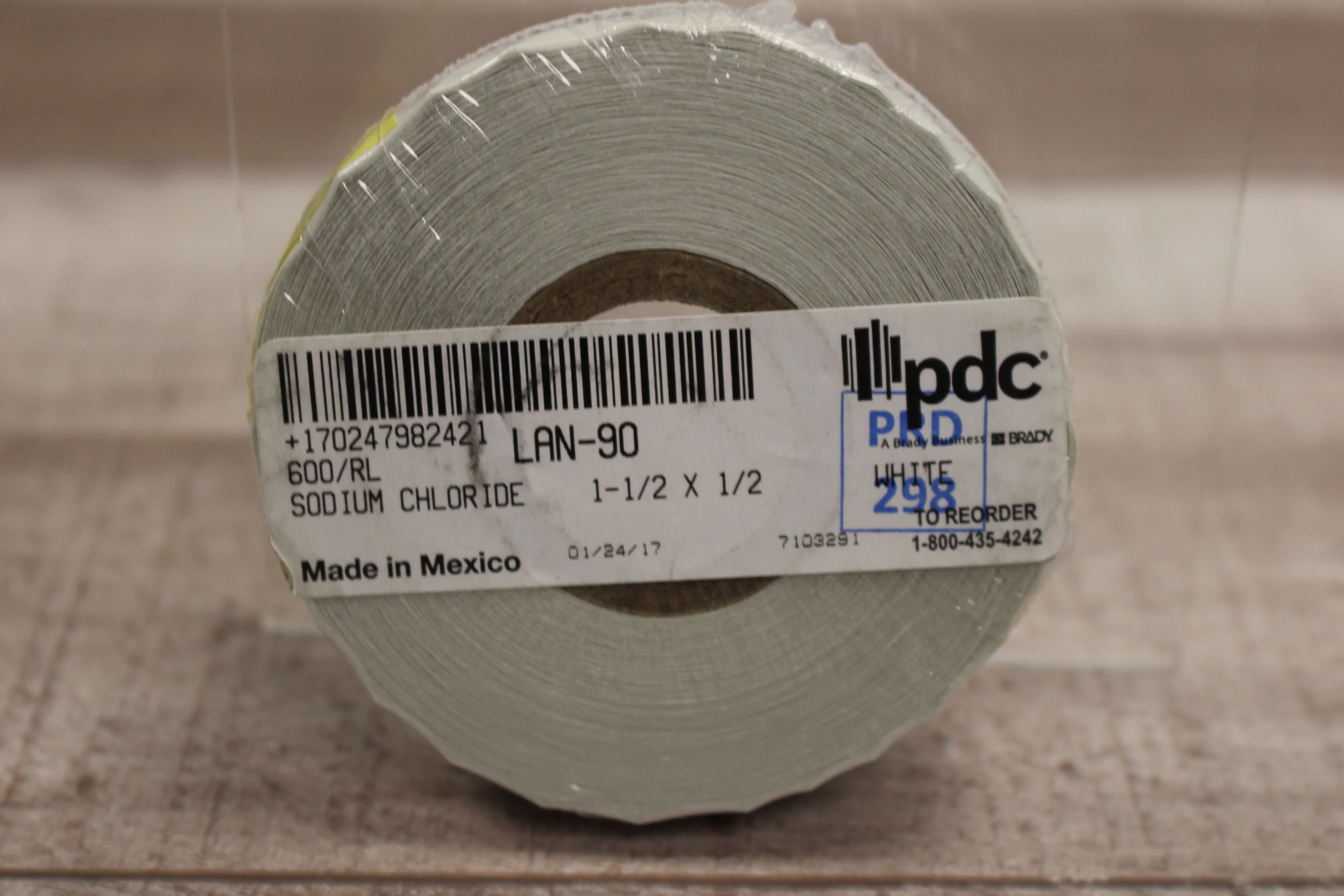 Anesthesia Tape With Date, Time, & Initial - Sodium Chloride - 1.5" x .5" - New - Image 3