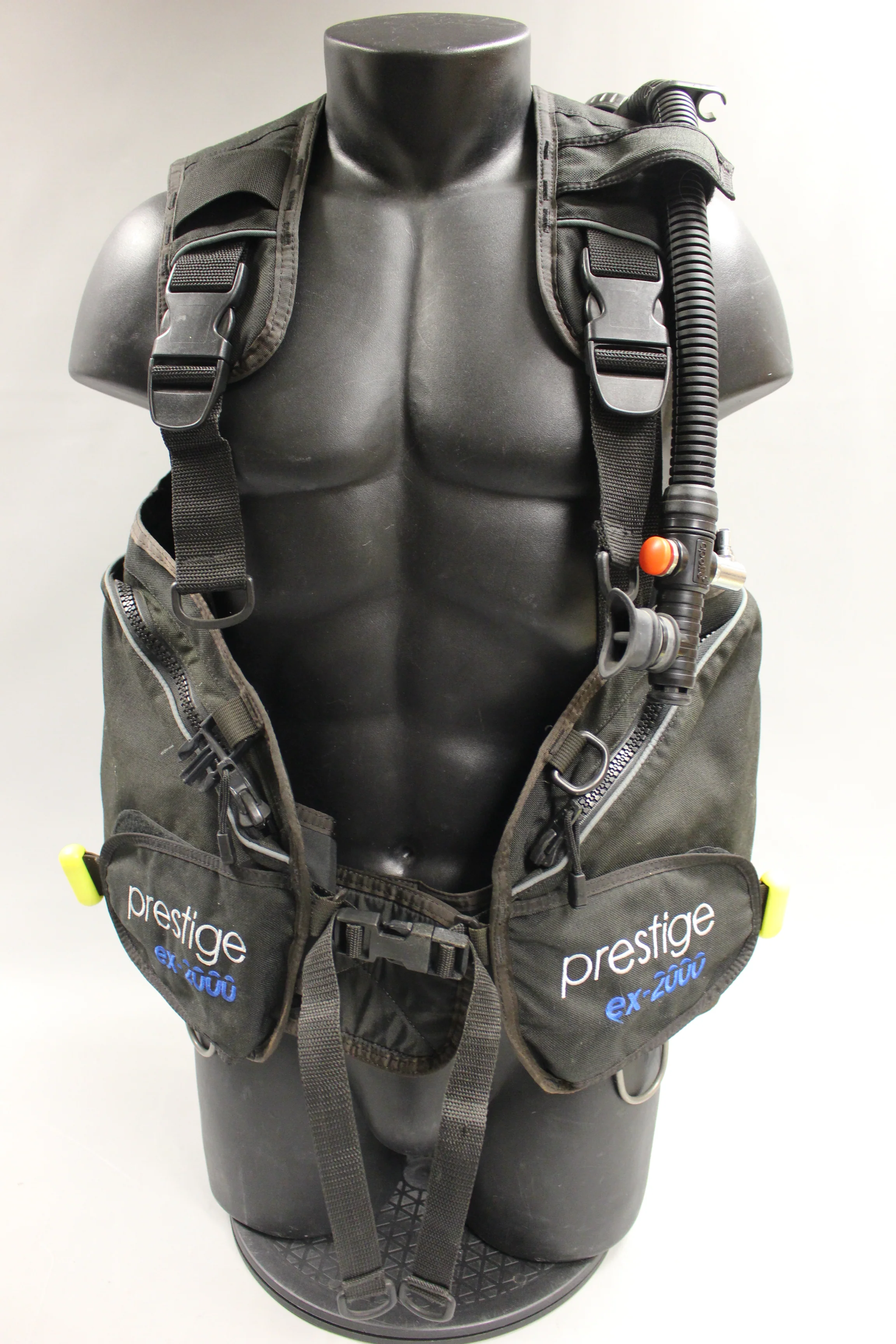 Apollo Prestige 2000 BCD Scuba Vest - Size Large - Used