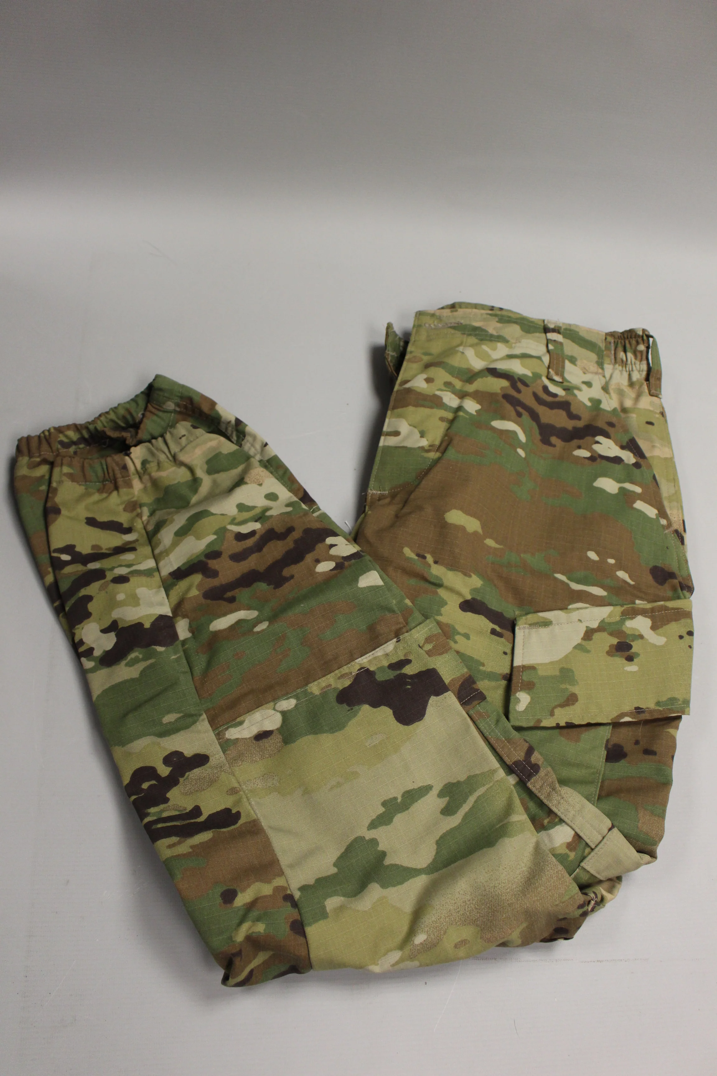 Army Combat Uniform Female Trousers - Size 31 Regular - Used - Image 2