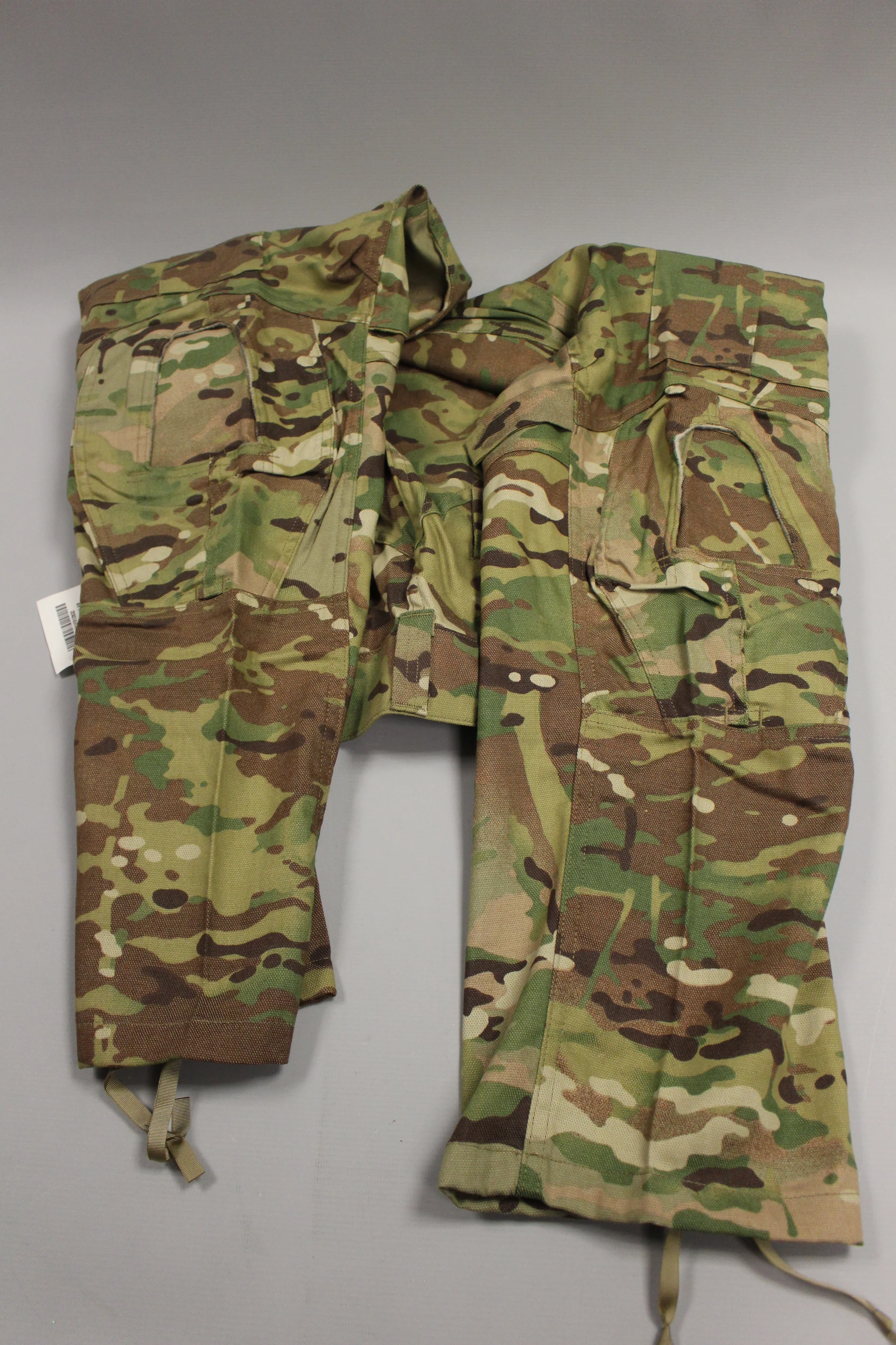 Army Multicam Combat Pants W/O Knee Inserts - Med Reg - 8415-01-F01-2832 - Used - Image 2