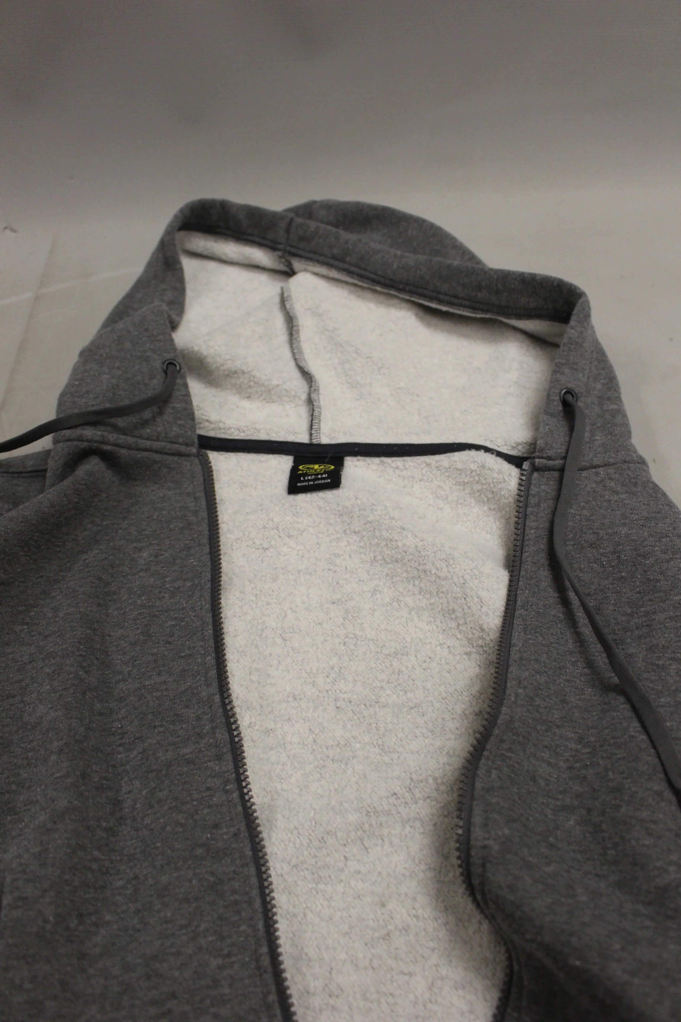 Athletic Works Hooded Zip Up Sweatshirt - Large (42-44) - Used - Image 4