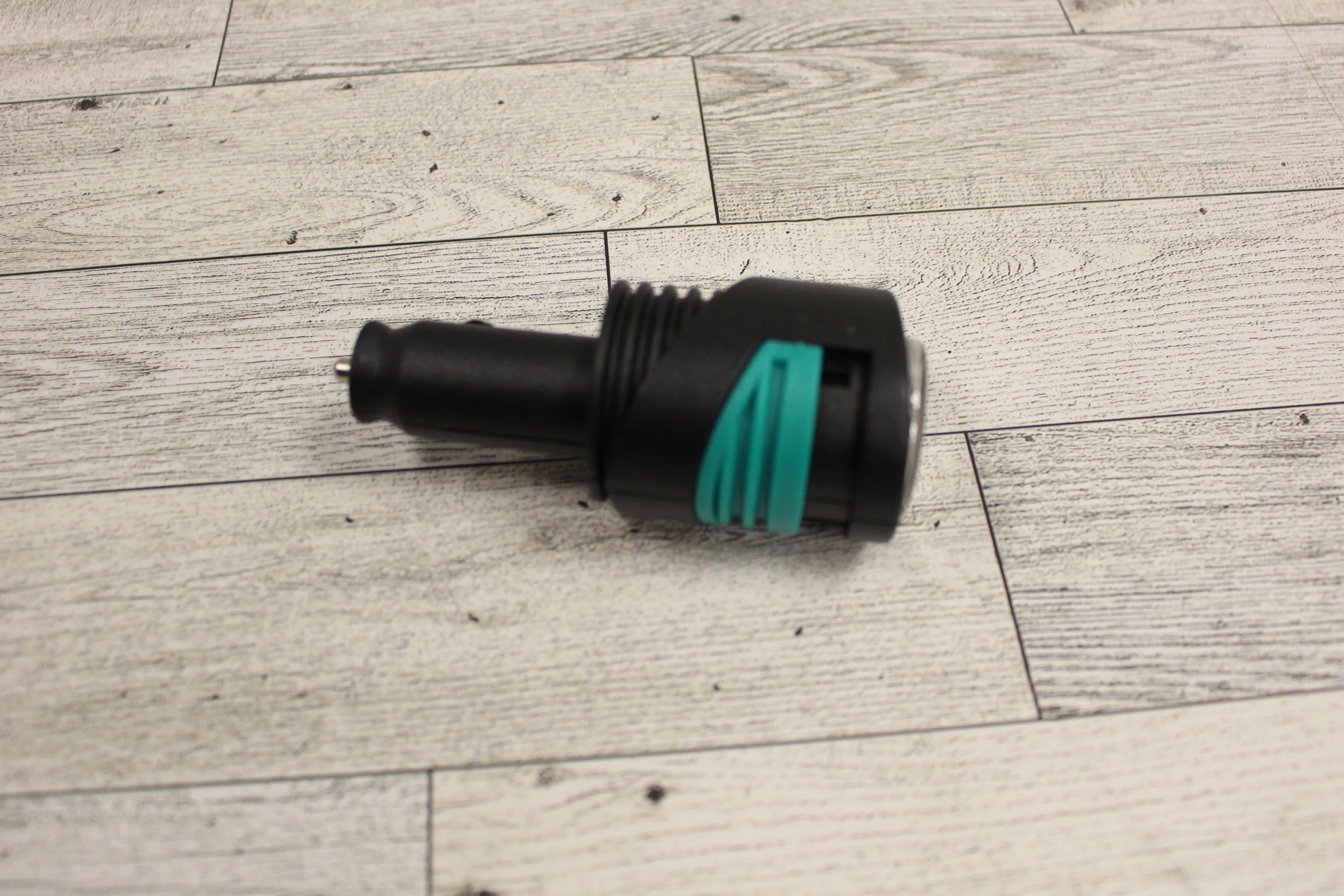 Autolite Car Plug In -Used - Image 3