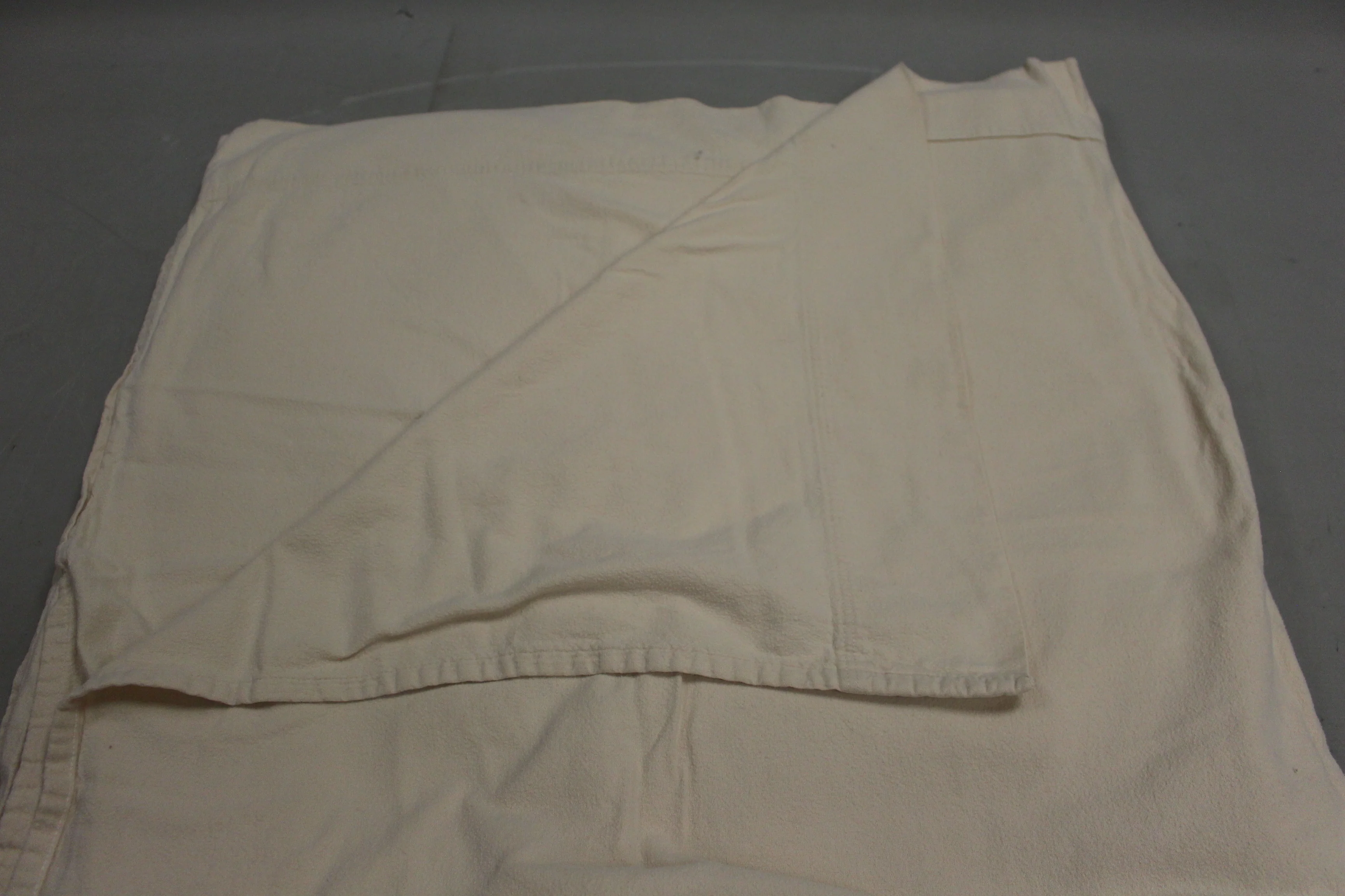 Bare Home Cotton Flannel Flat Sheet with 4 pillowcases - Used - Image 3