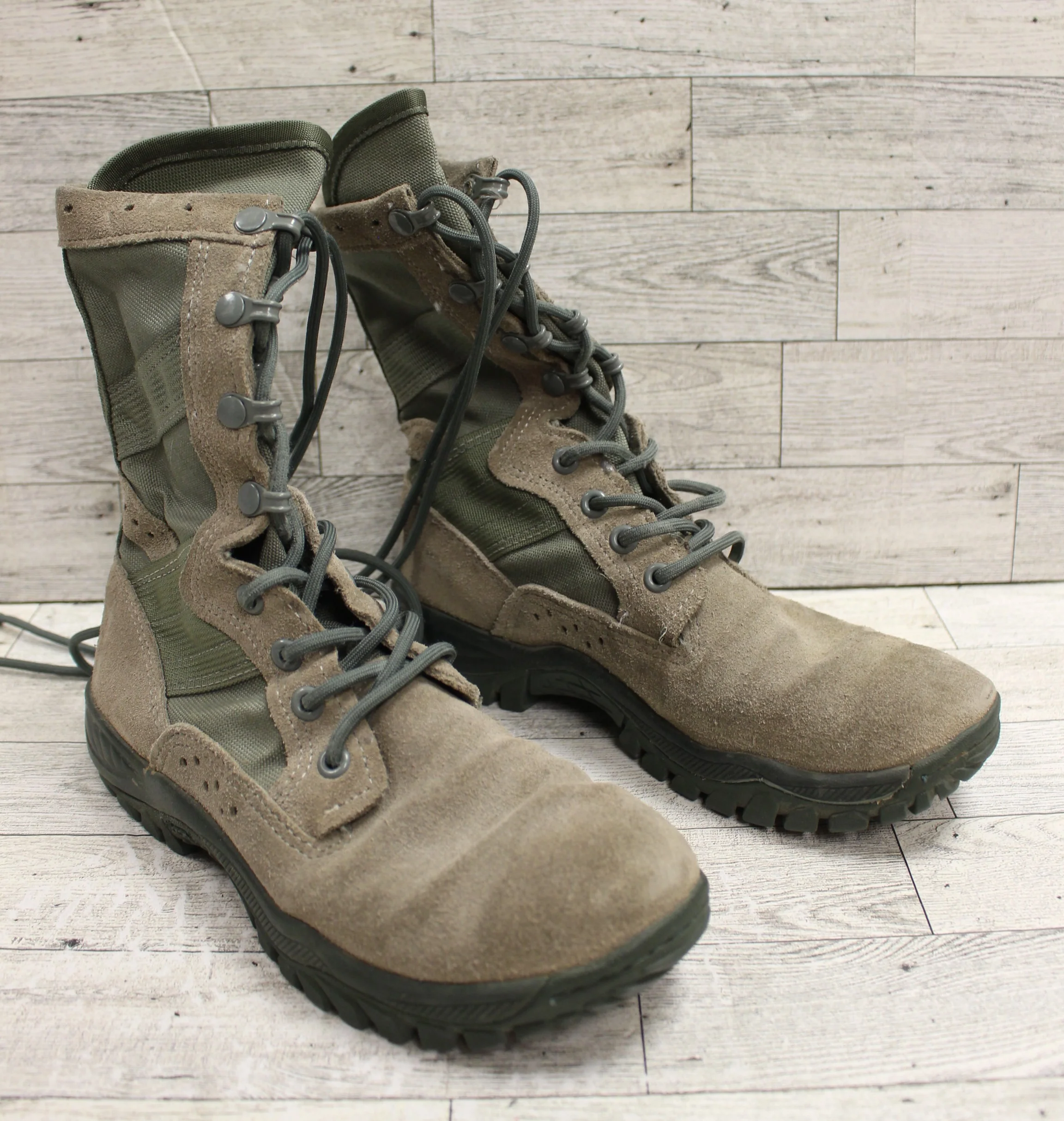 Belleville Mens ONE XERO Ultra Light Assault Boots - Size: 4R - Sage - Used - Image 2