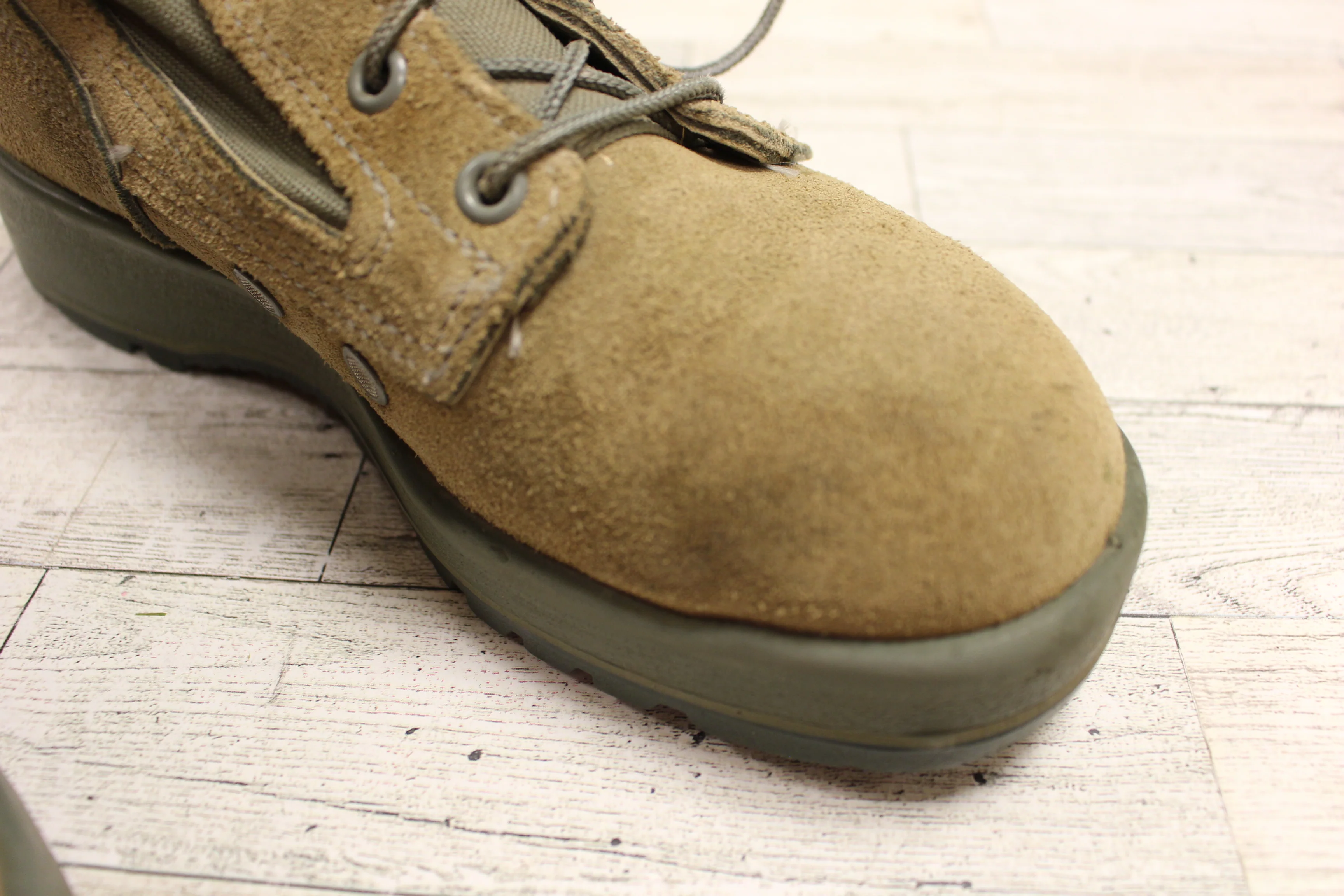 Belleville Women's F600 Hot Weather Combat Boot - Sage Green - 6R - Used - Image 4