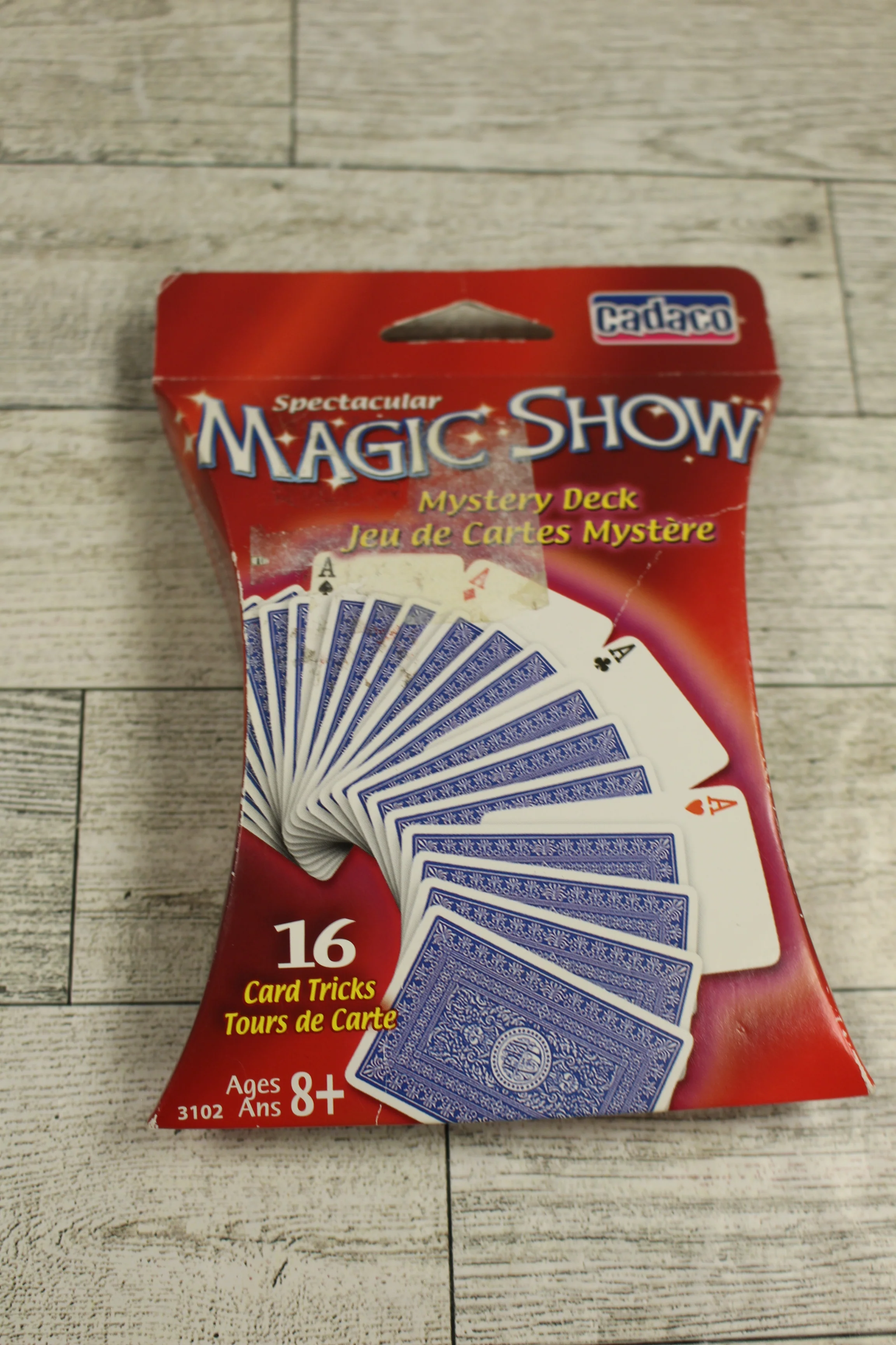 Cadaco Magic Show Mystery Deck - 16 Card Tricks - New