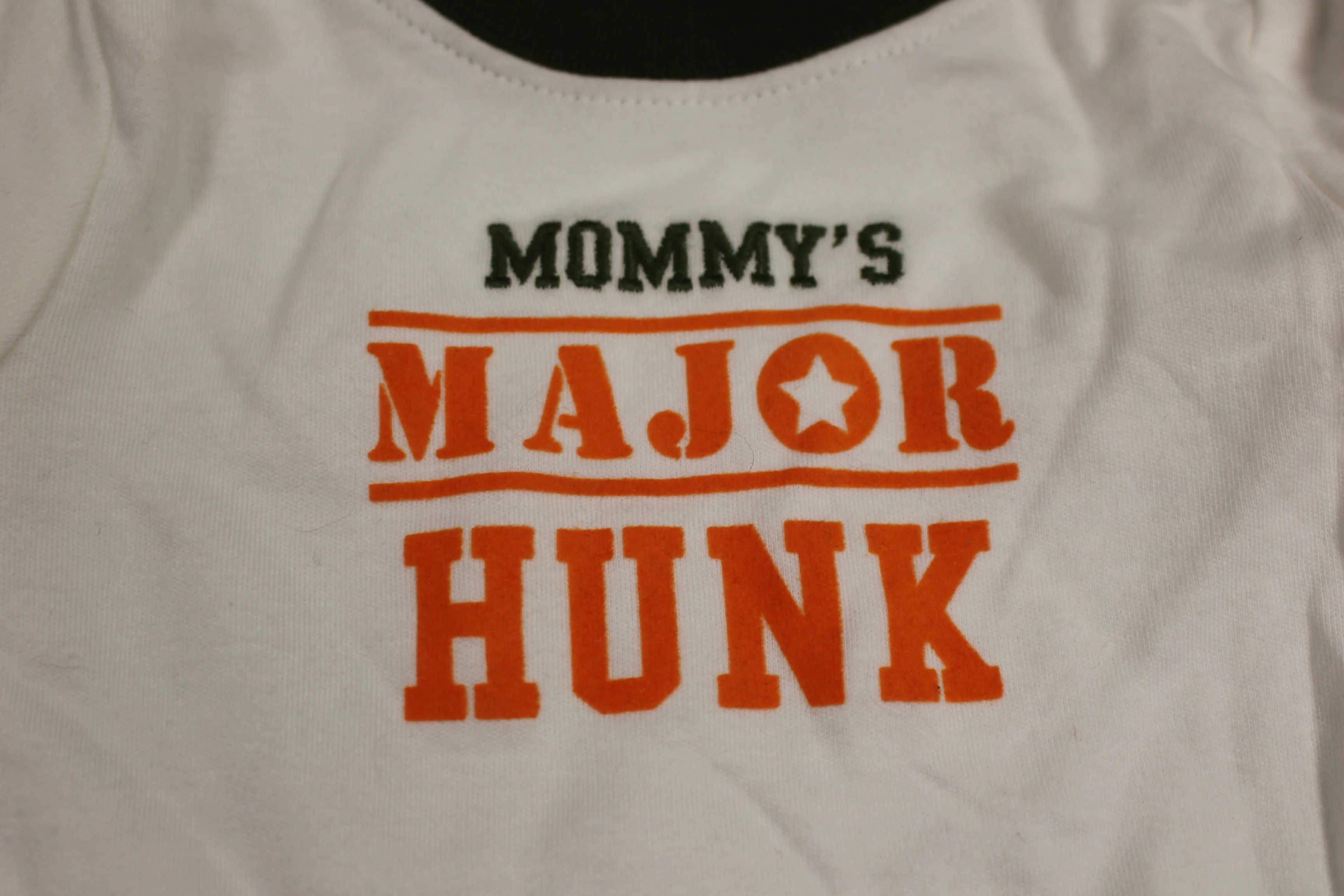 Carter's Mommy's Major Hunk Two Piece Onesie & Camo Pant Set, 9 Months, New - Image 2