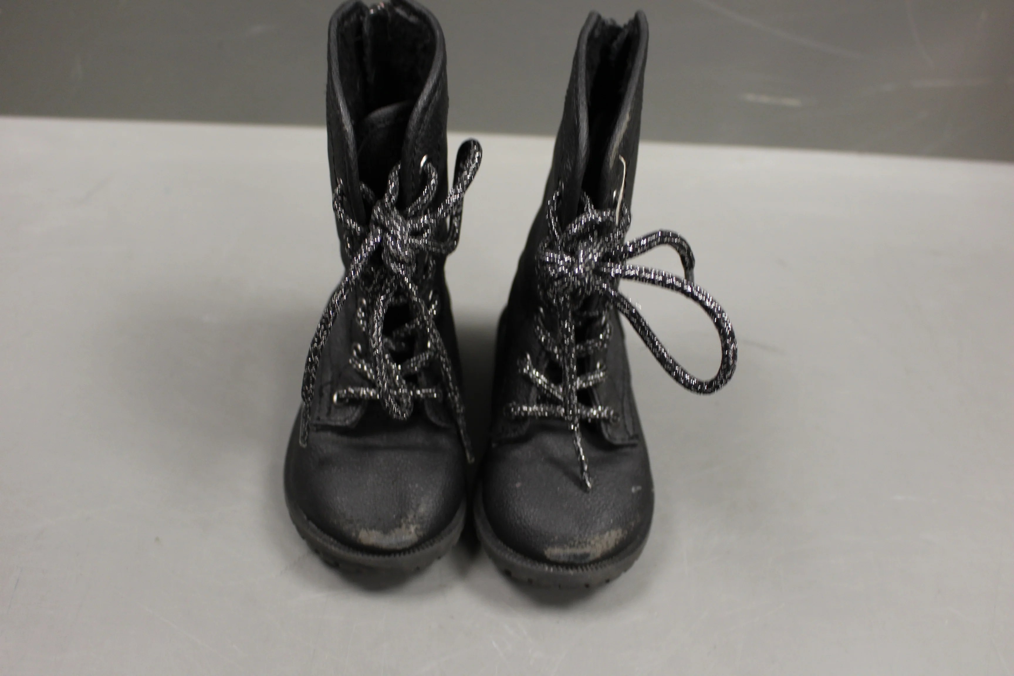 Cat & Jack Girls Boots, Black, Size: 5 - Image 2