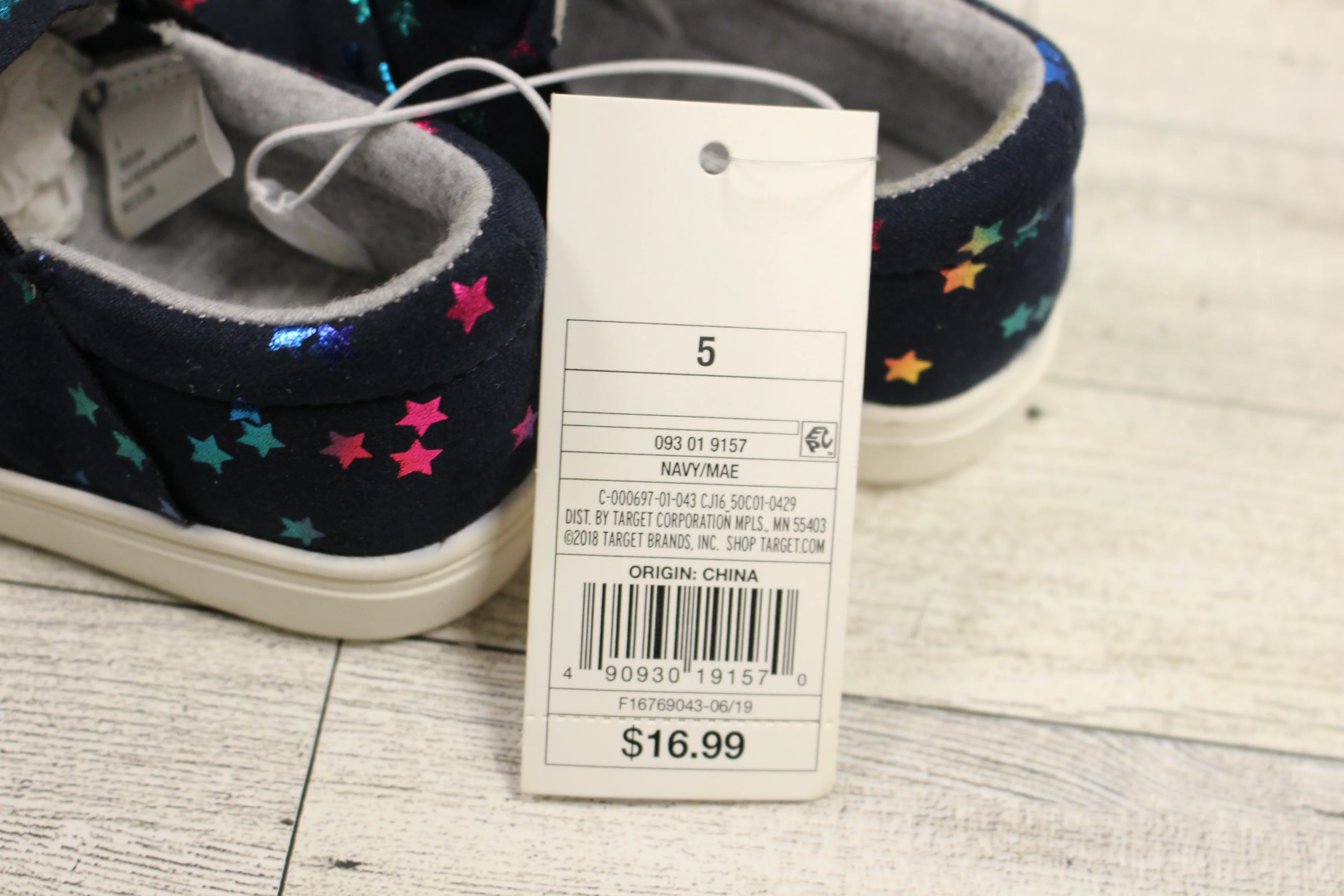 Cat & Jack Girls Mae Rainbow Stars Bow Navy Blue Slip On Sneaker Shoes - Size: 5 - Image 4