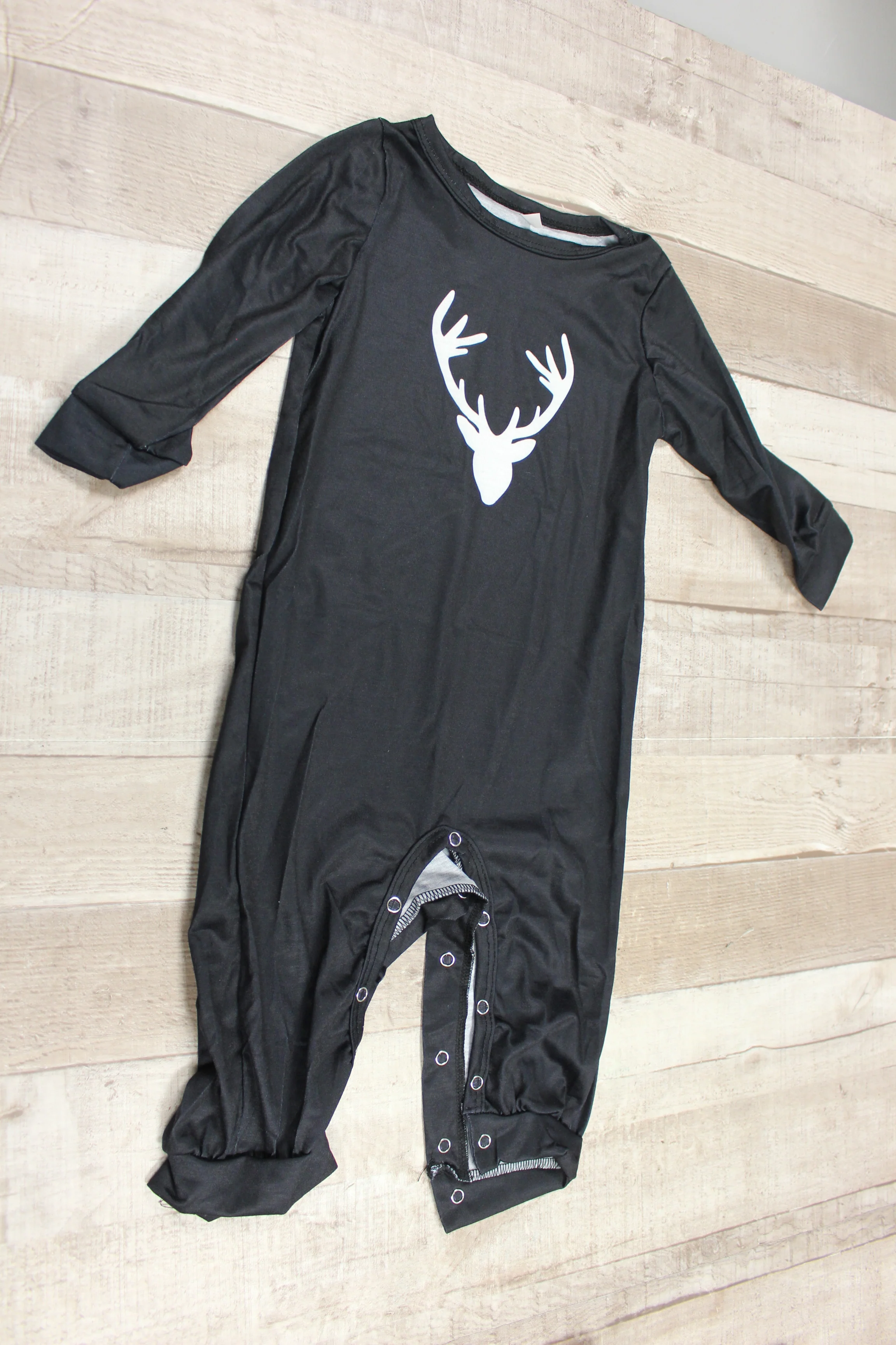 Children's Christmas Reindeer Onsie/Pajama - Size: 18 months - New
