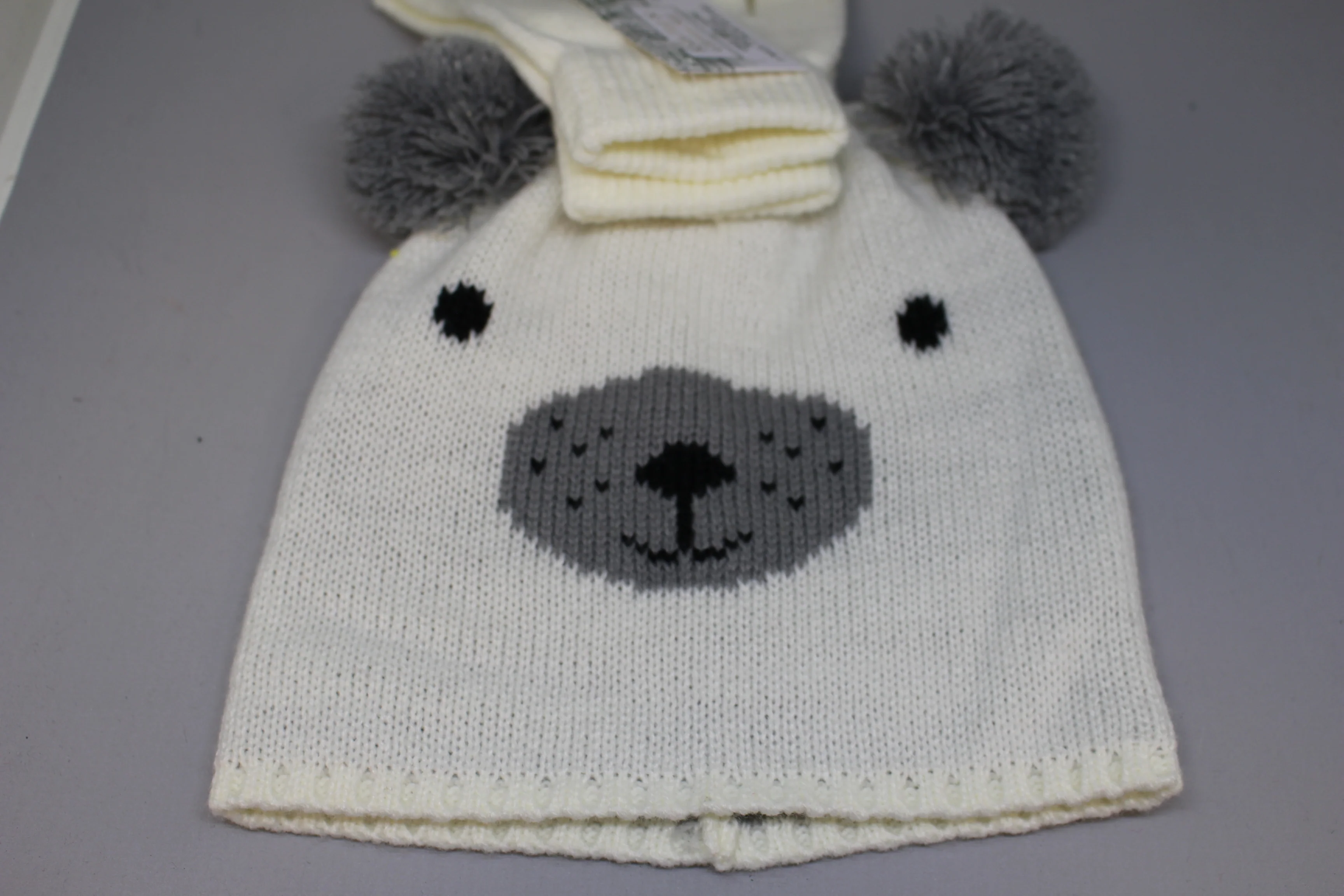 Children's Polar Bear Hat and Glove Set -New