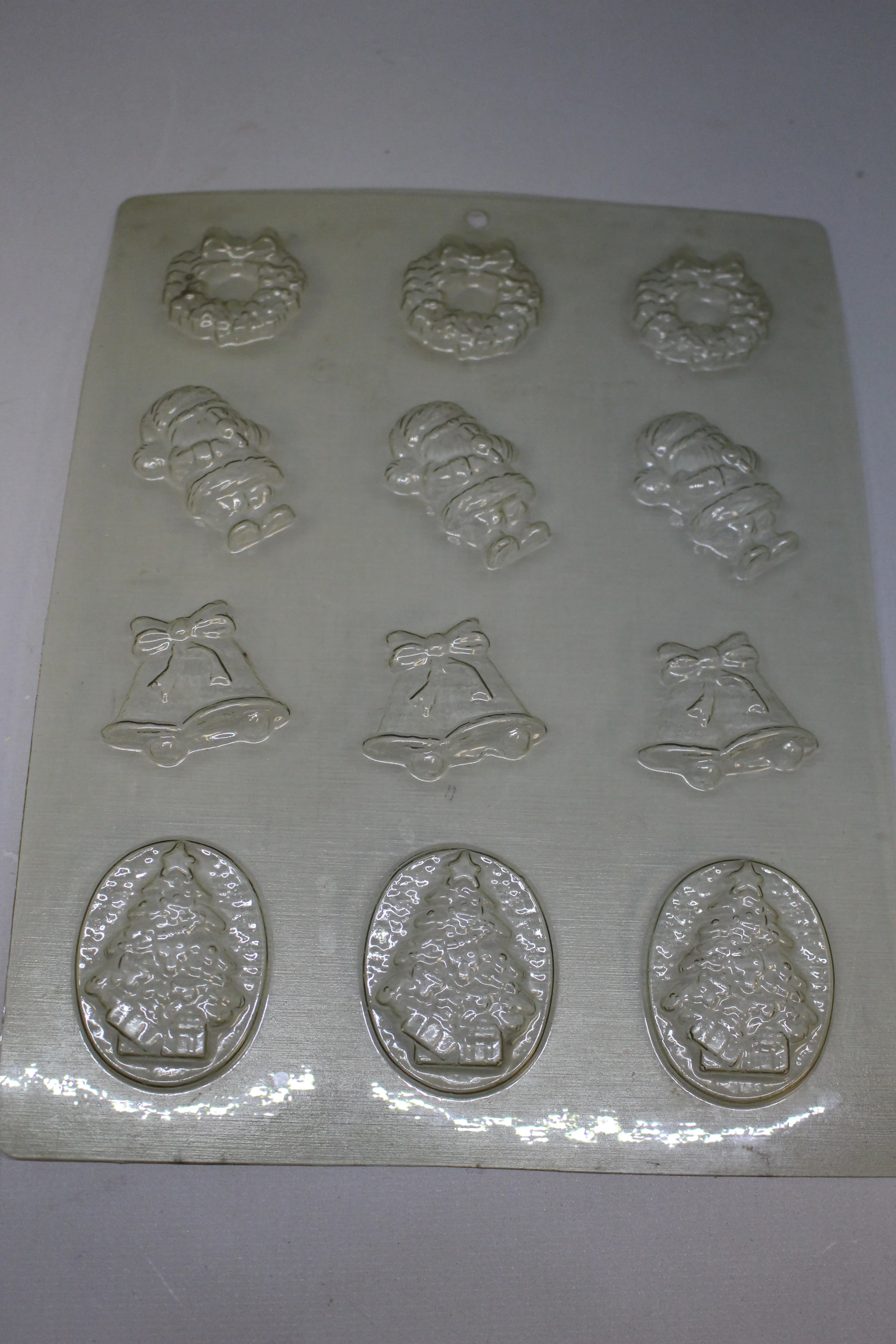 Christmas Chocolate Candy Mold Set - Used - Image 4