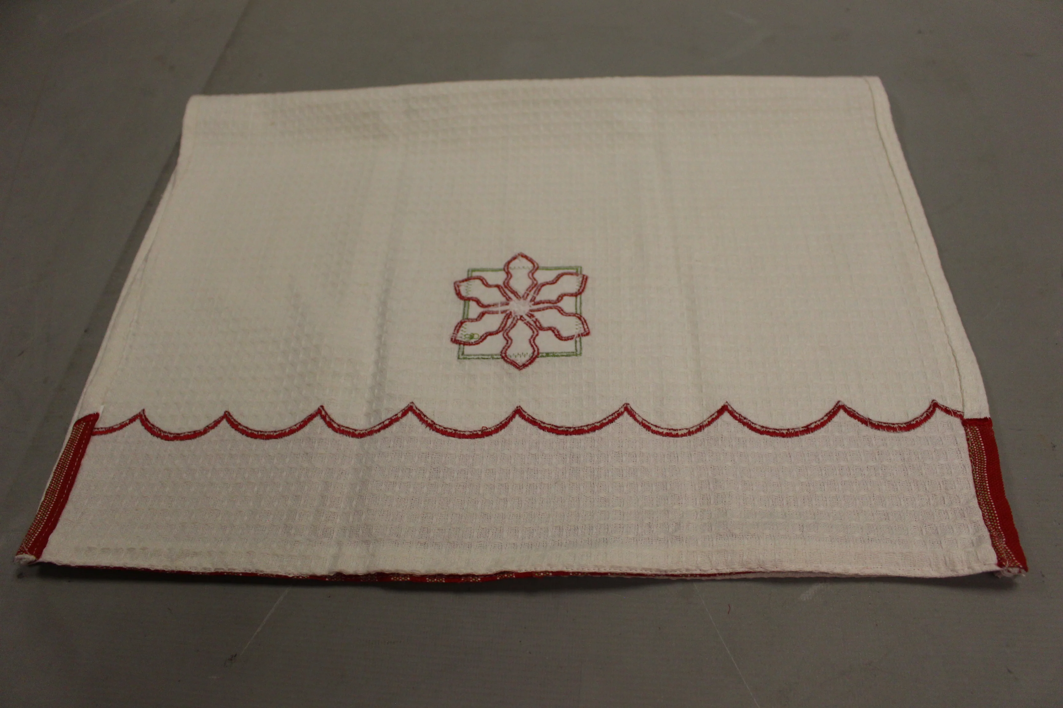 Christmas Hand Towel with Poinsettia - New - Image 3