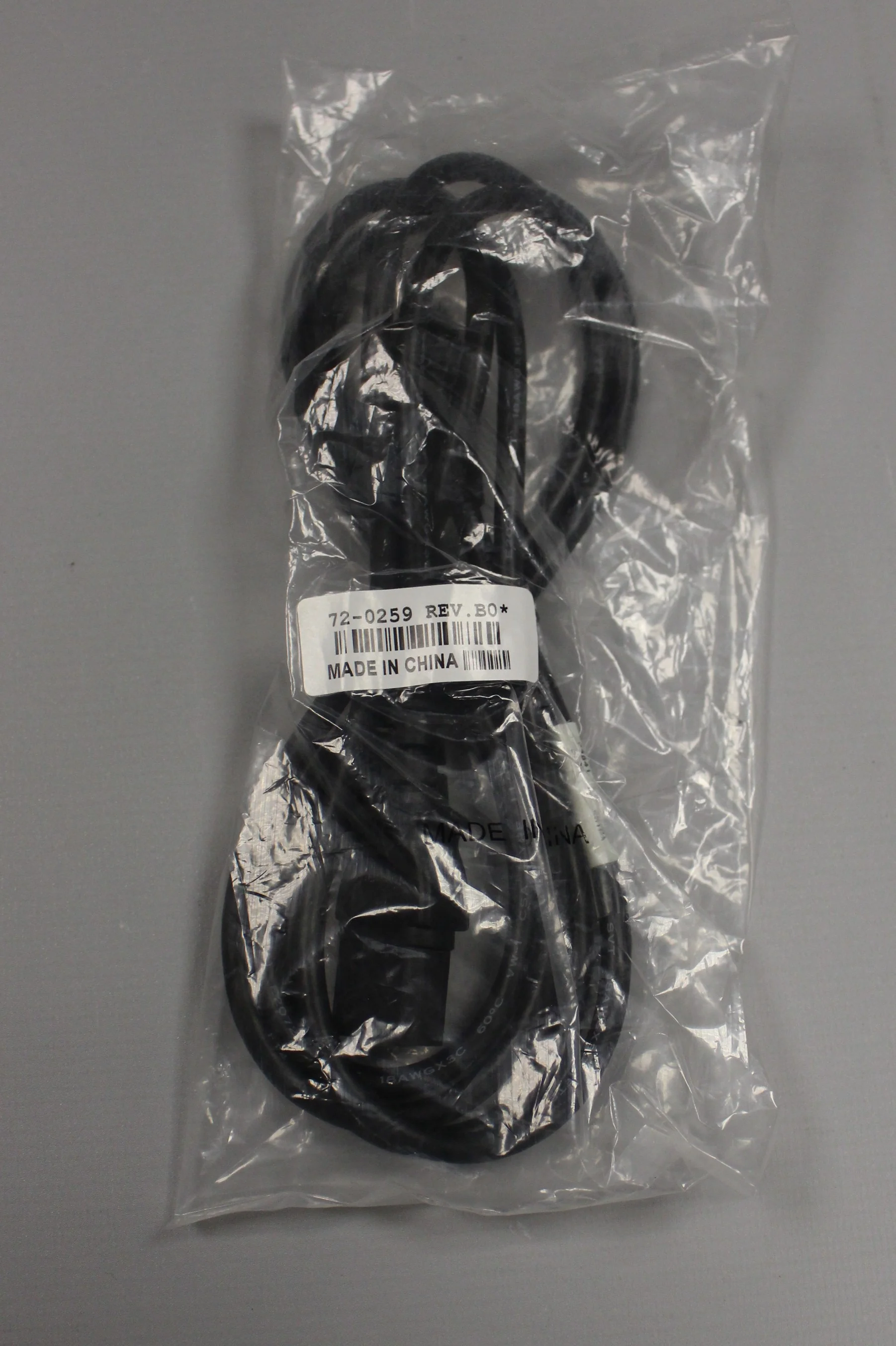 Cisco Systems WS-C3560-24TS-S Catalyst 3560-24TS SMI 24 Port Switch, New - Image 4