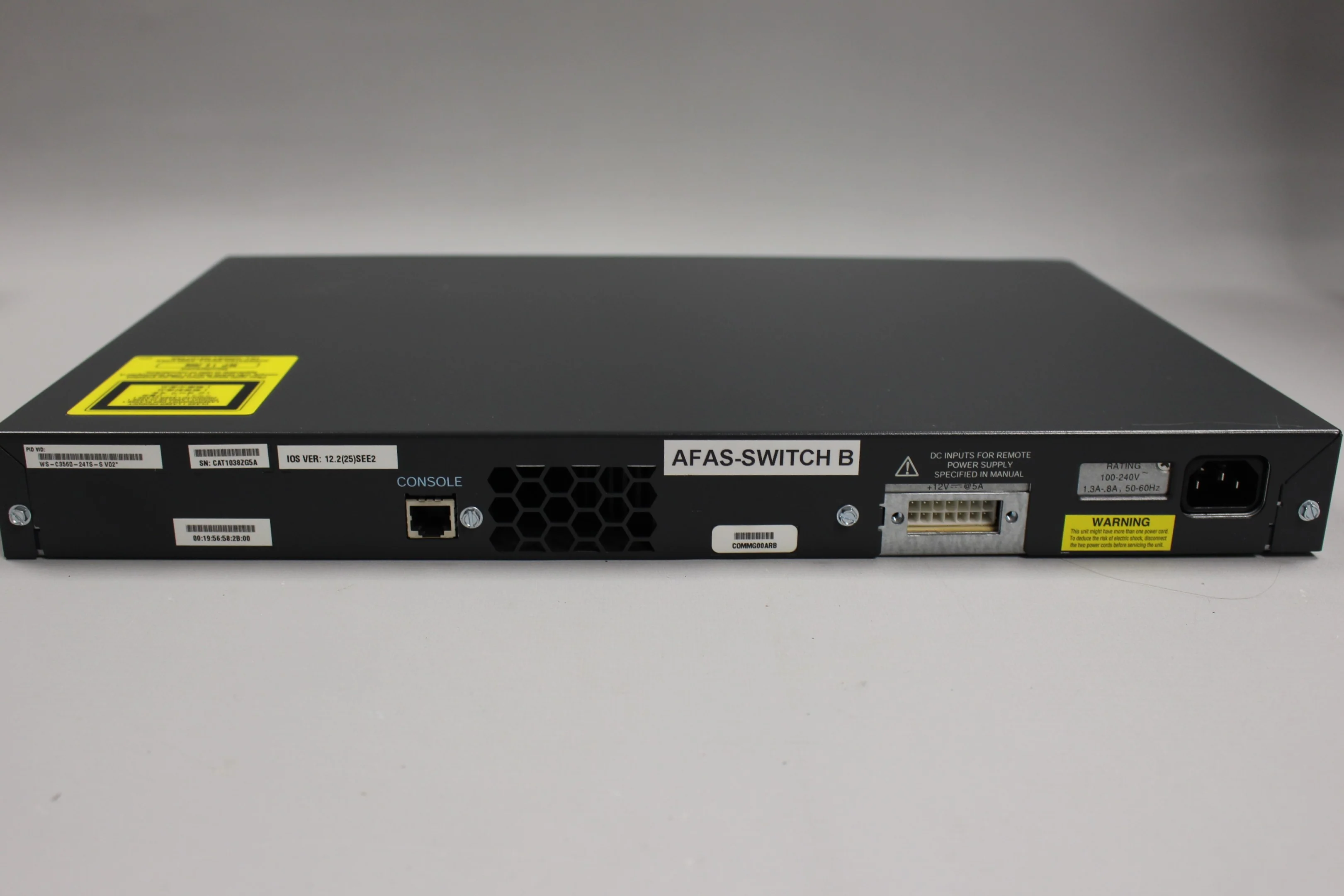 Cisco Systems WS-C3560-24TS-S Catalyst 3560-24TS SMI 24 Port Switch, New - Image 5