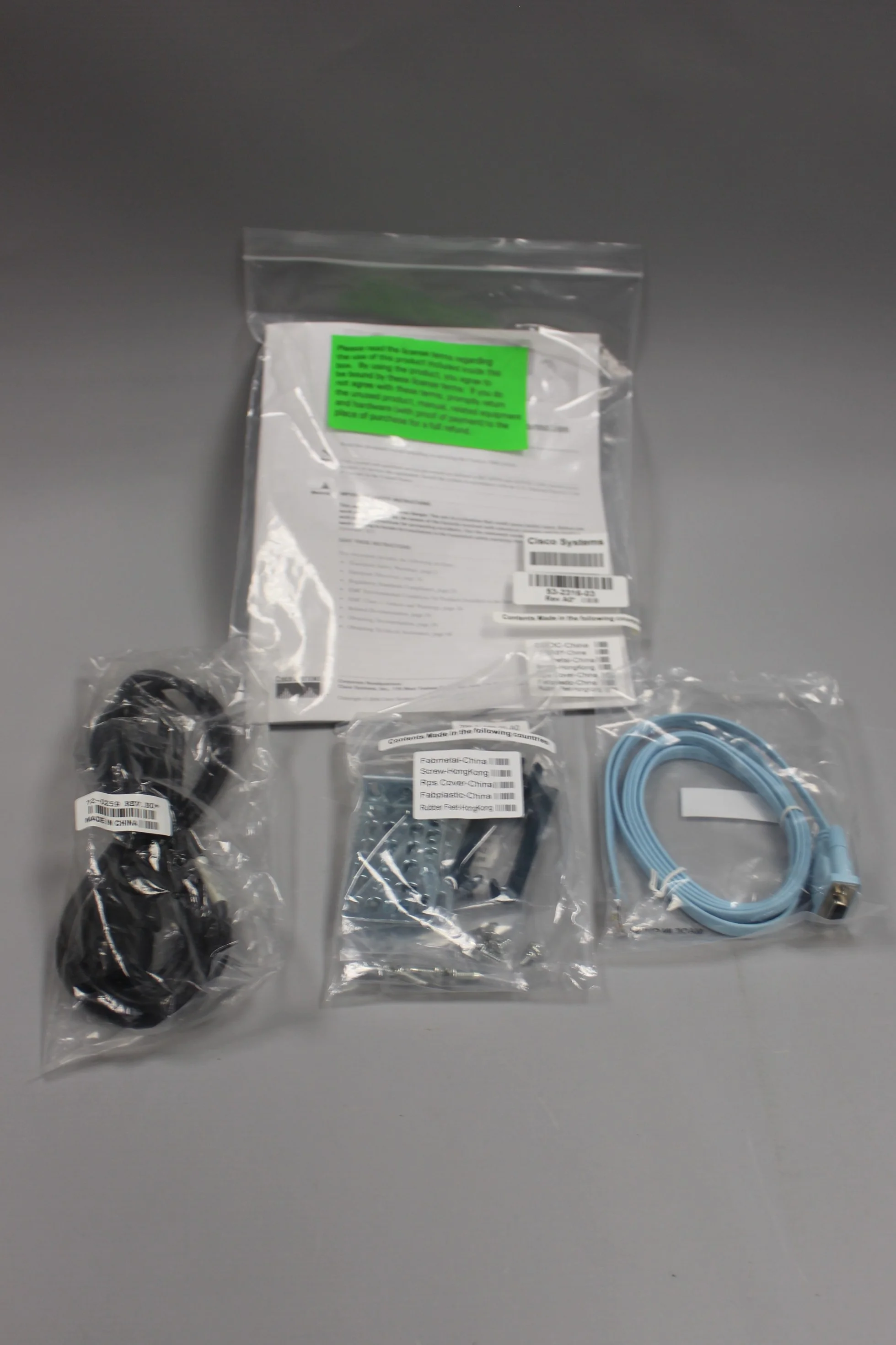Cisco Systems WS-C3560-24TS-S Catalyst 3560-24TS SMI 24 Port Switch, New - Image 7