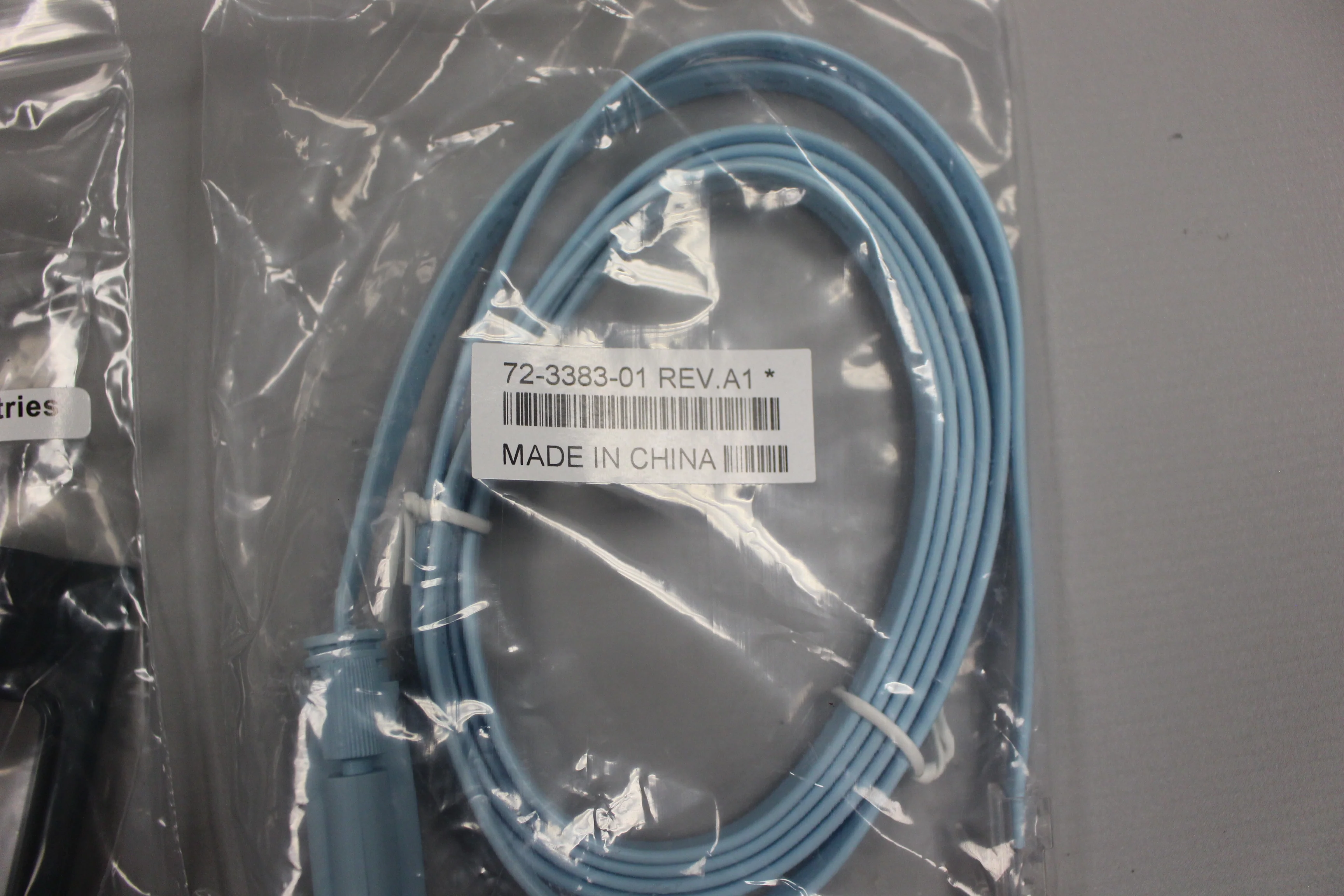 Cisco Systems WS-C3560-24TS-S Catalyst 3560-24TS SMI 24 Port Switch, New - Image 8