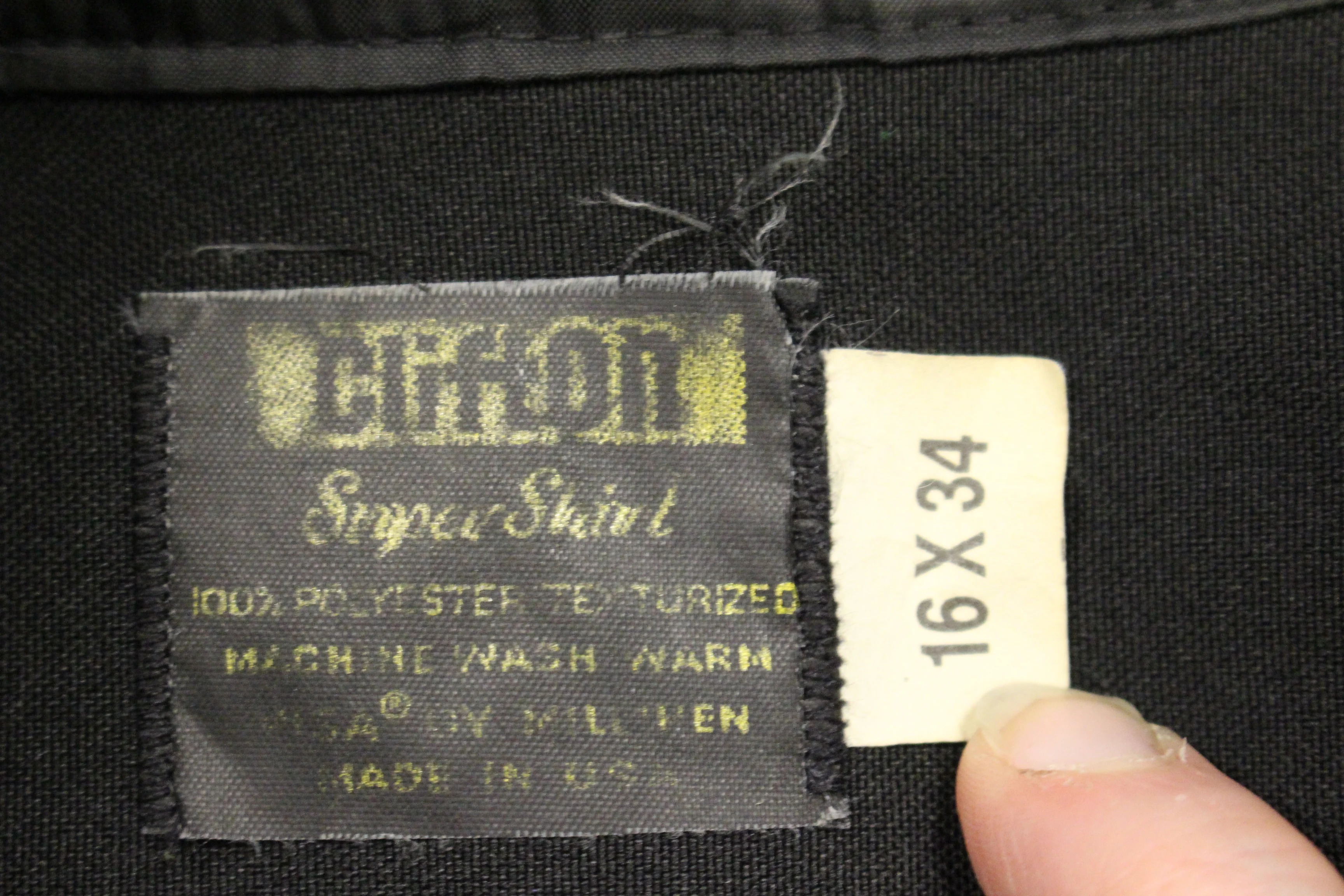 Clifton Men's Uniform Work Shirt - Size: 16 x 34 - Used - Image 5