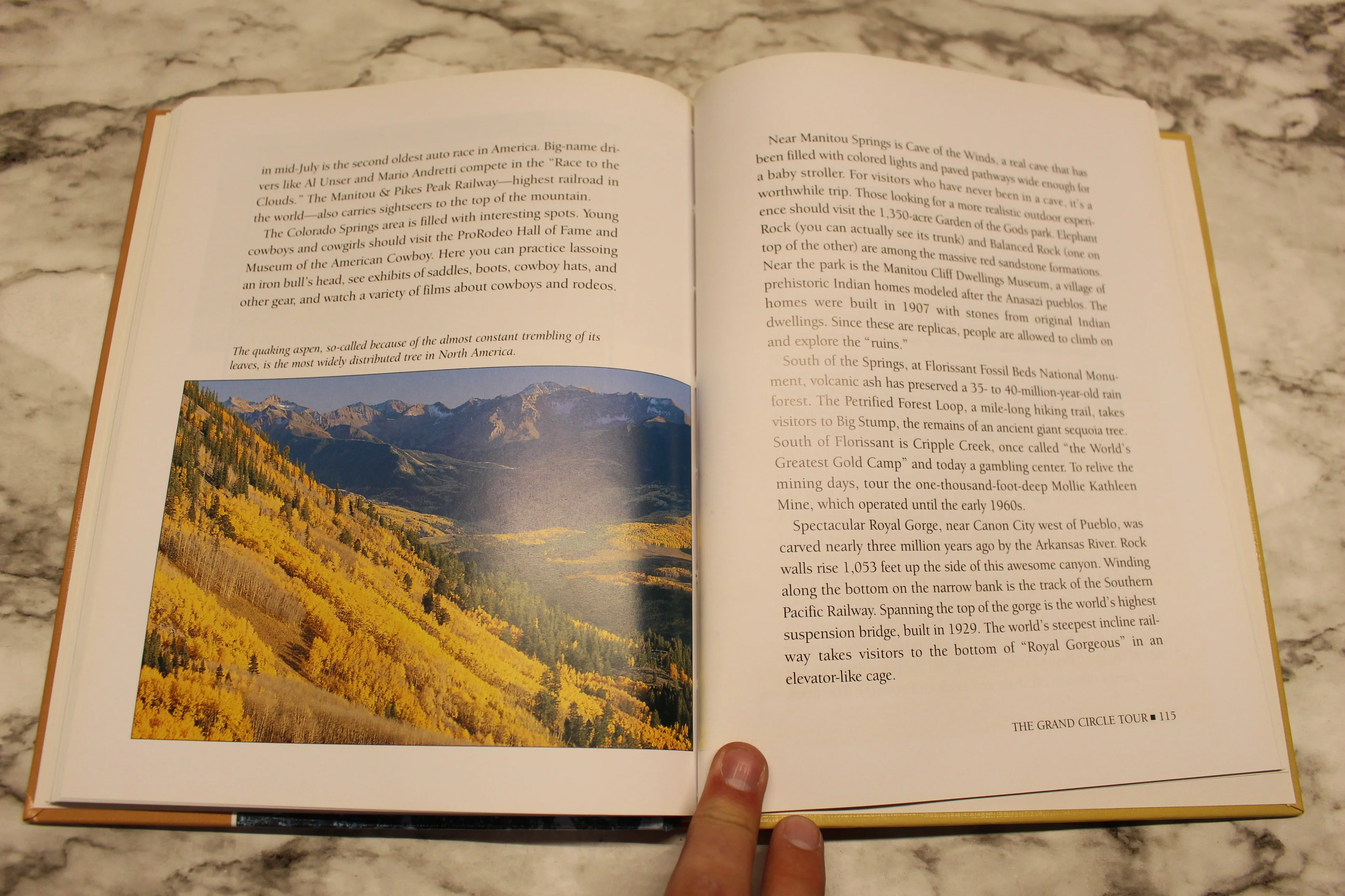 Colorado (Celebrate the States) - By Eleanor Ayer - Used - Image 3
