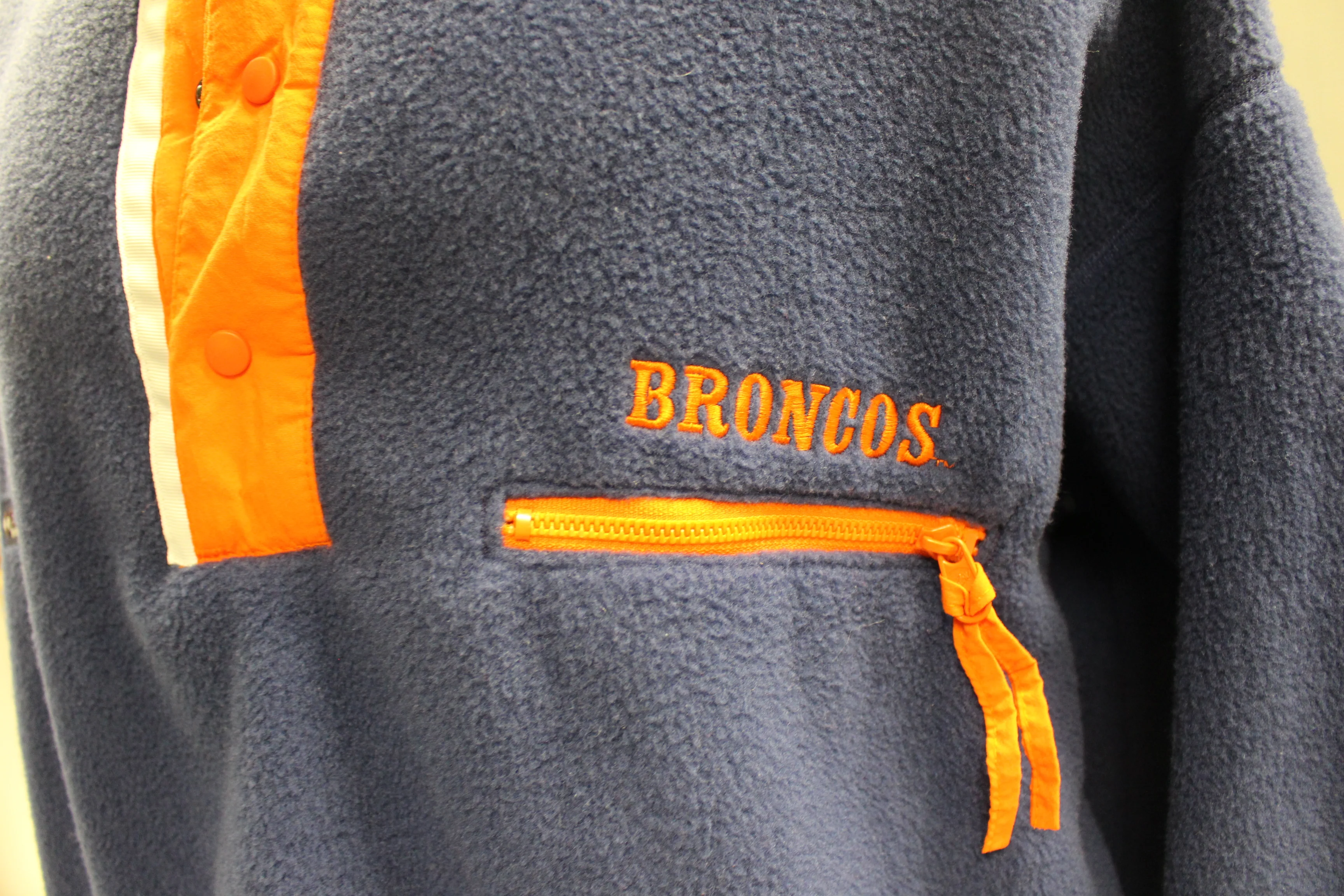 Columbia Men's NFL Coaches Club Denver Broncos Quarter Button Sweatshirt - XL - Image 3