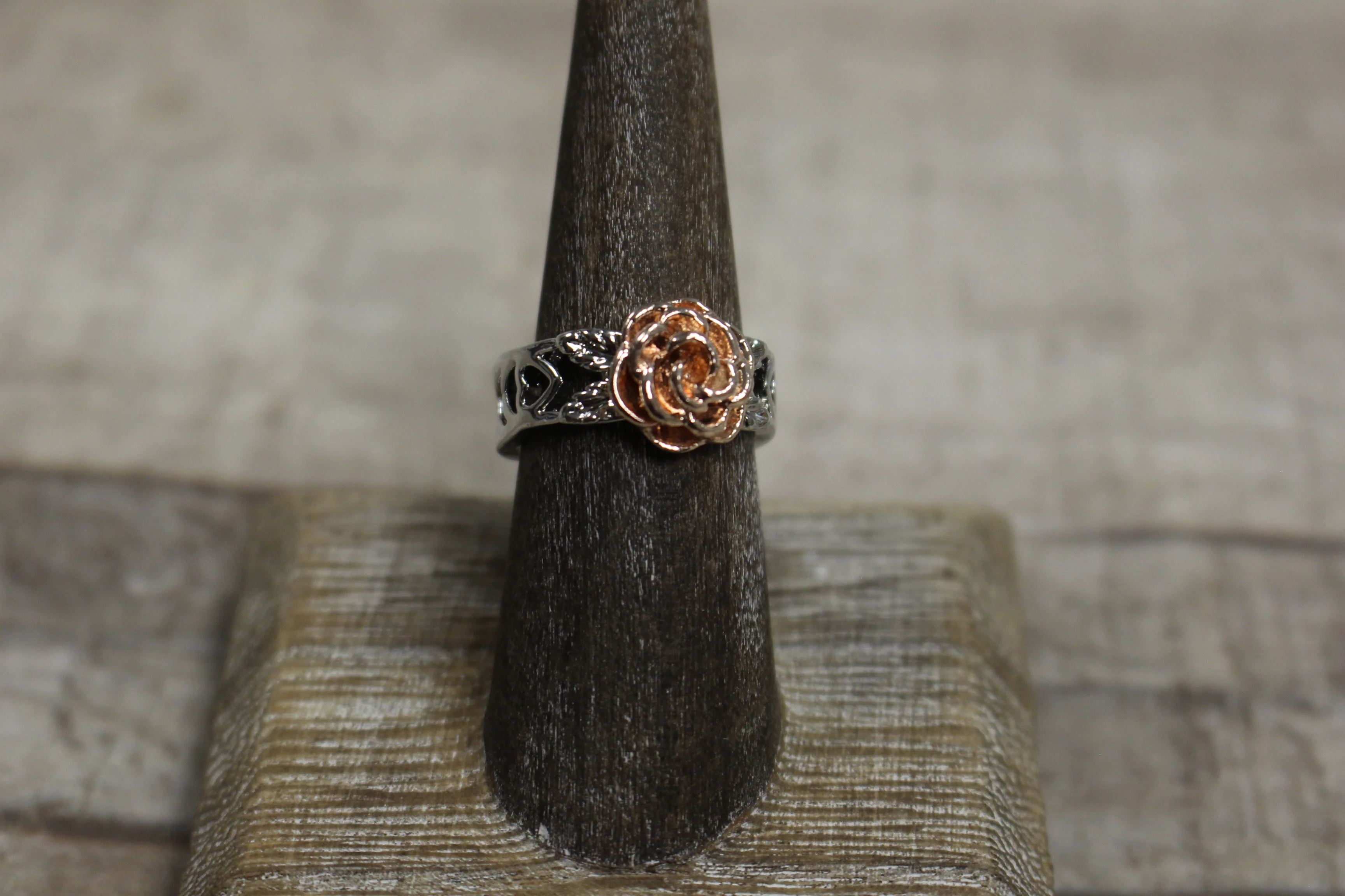 Costume Fashion Jewelry Sparkly Men's Women's Rings -Size: 07 -New - Image 10