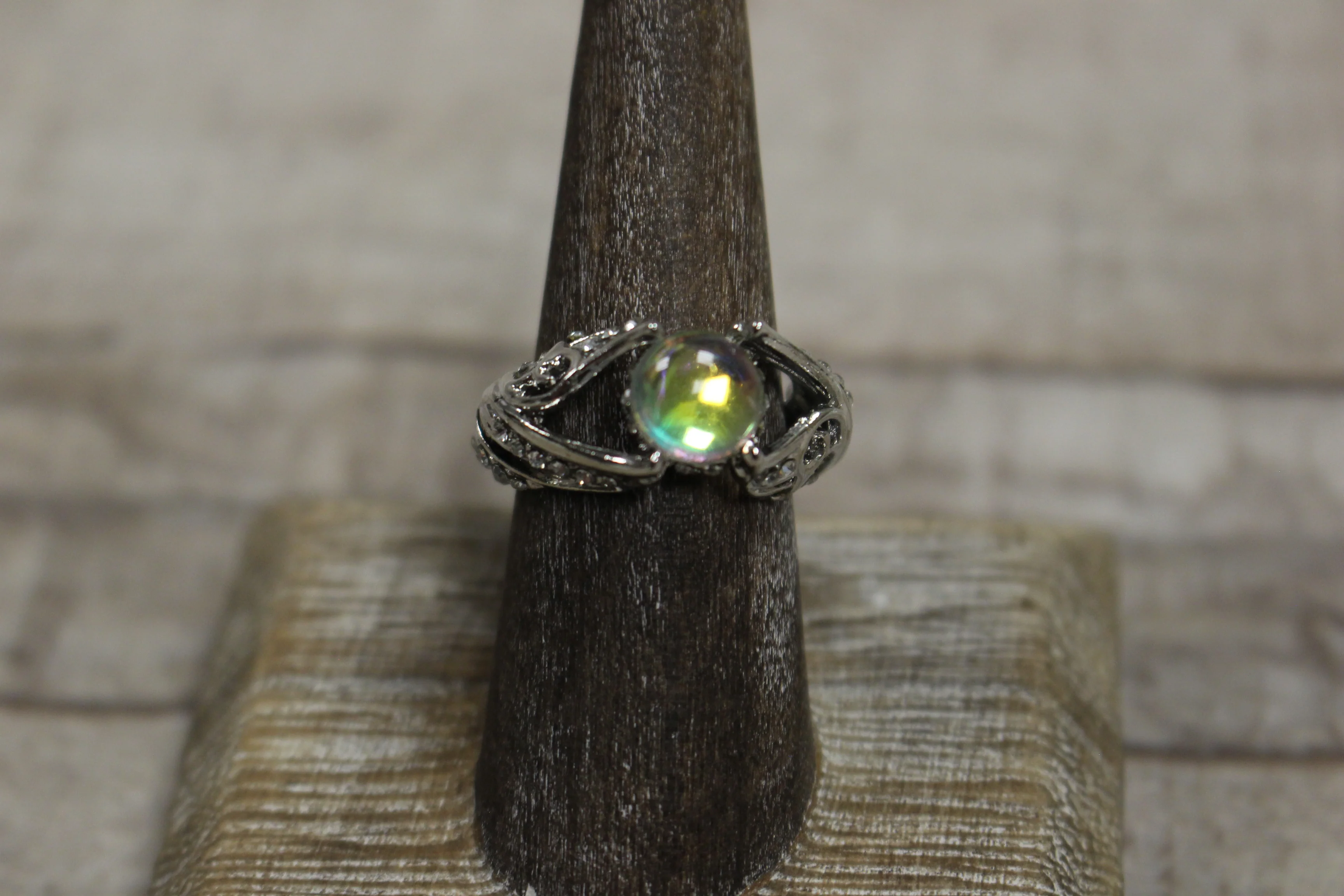 Costume Fashion Jewelry Sparkly Men's Women's Rings -Size: 07 -New - Image 17