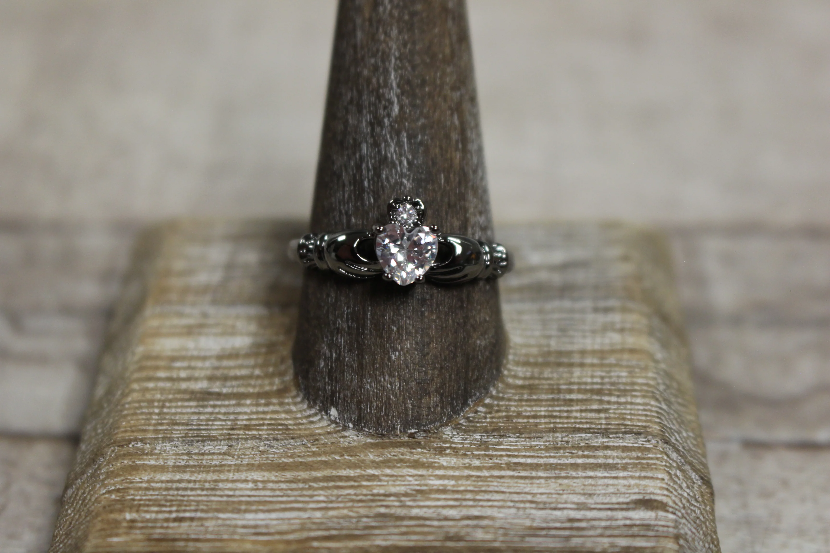 Costume Fashion Jewelry Sparkly Men's Women's Rings -Size: 10 -New - Image 10