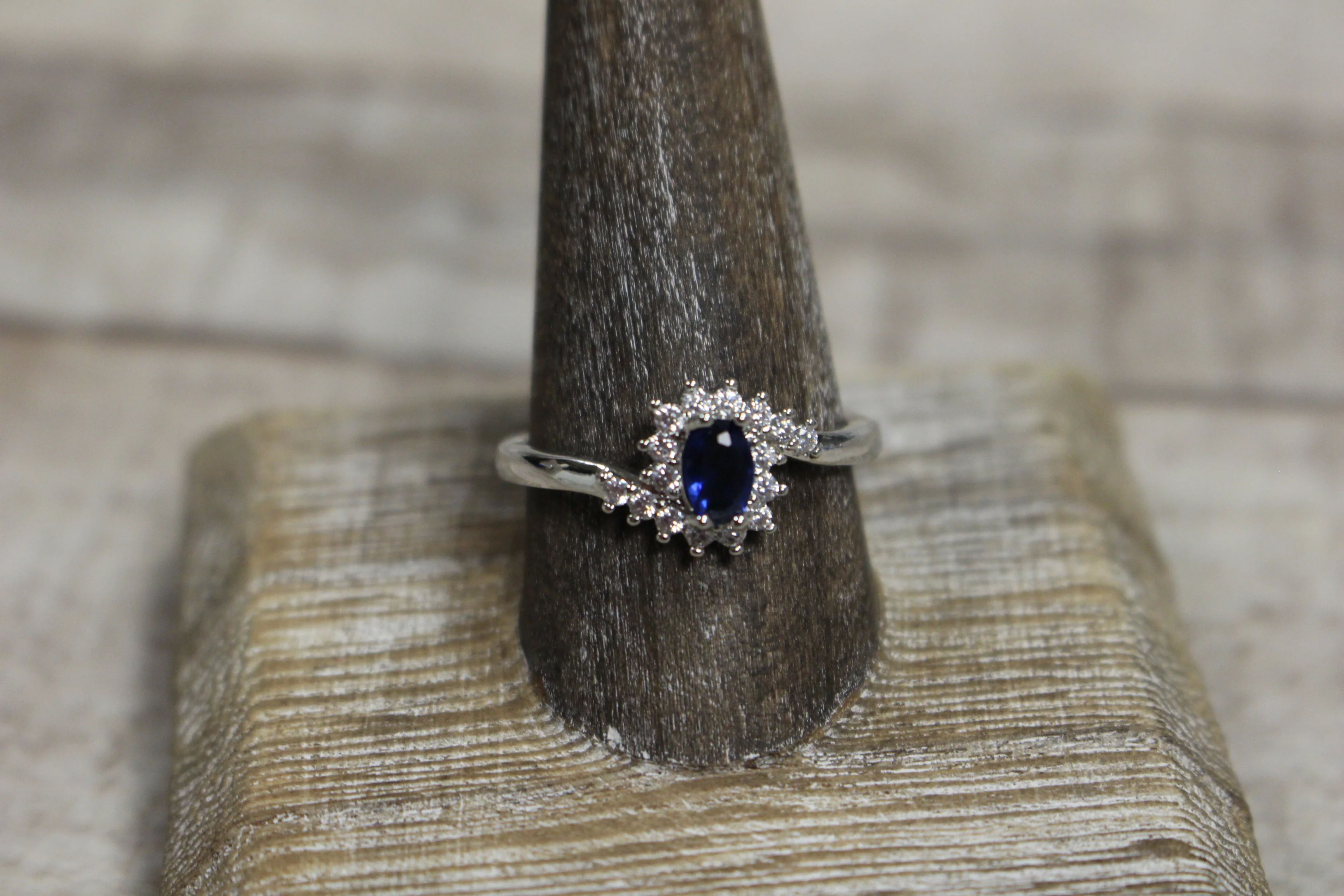 Costume Fashion Jewelry Sparkly Men's Women's Rings -Size: 10 -New - Image 15
