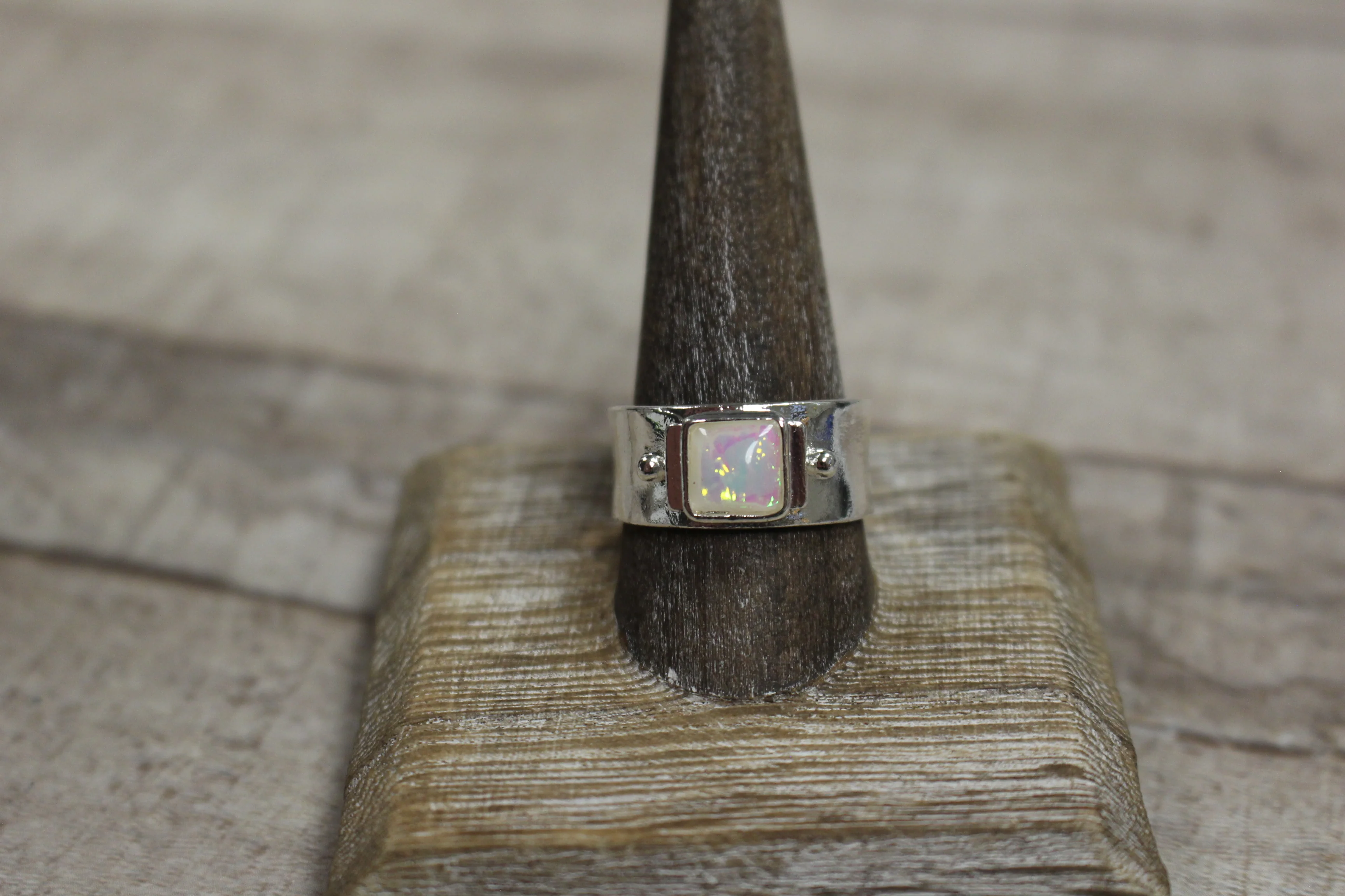 Costume Fashion Jewelry Sparkly Men's Women's Rings -Size: 10 -New - Image 16