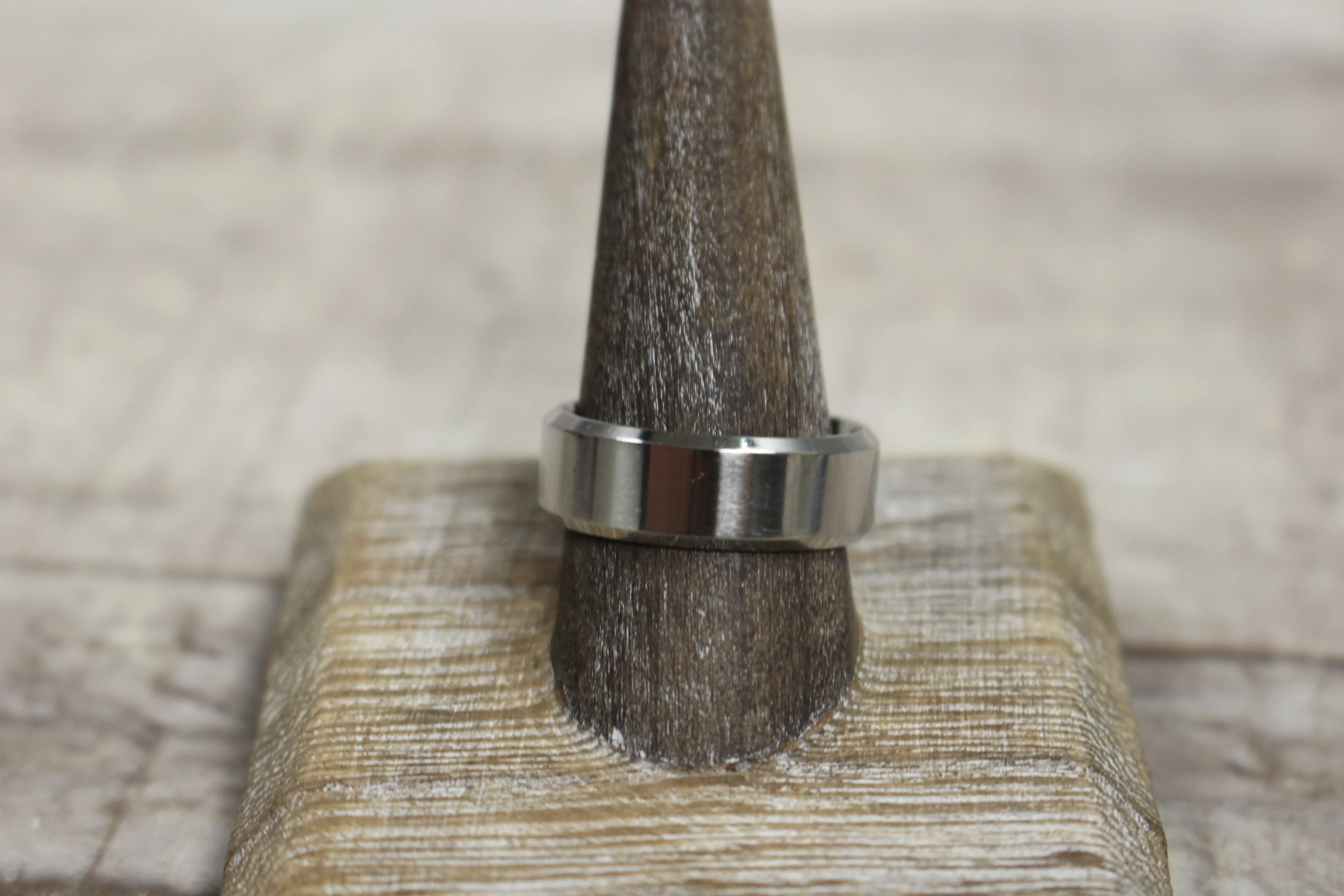 Costume Fashion Jewelry Sparkly Men's Women's Rings -Size: 11 -New - Image 7