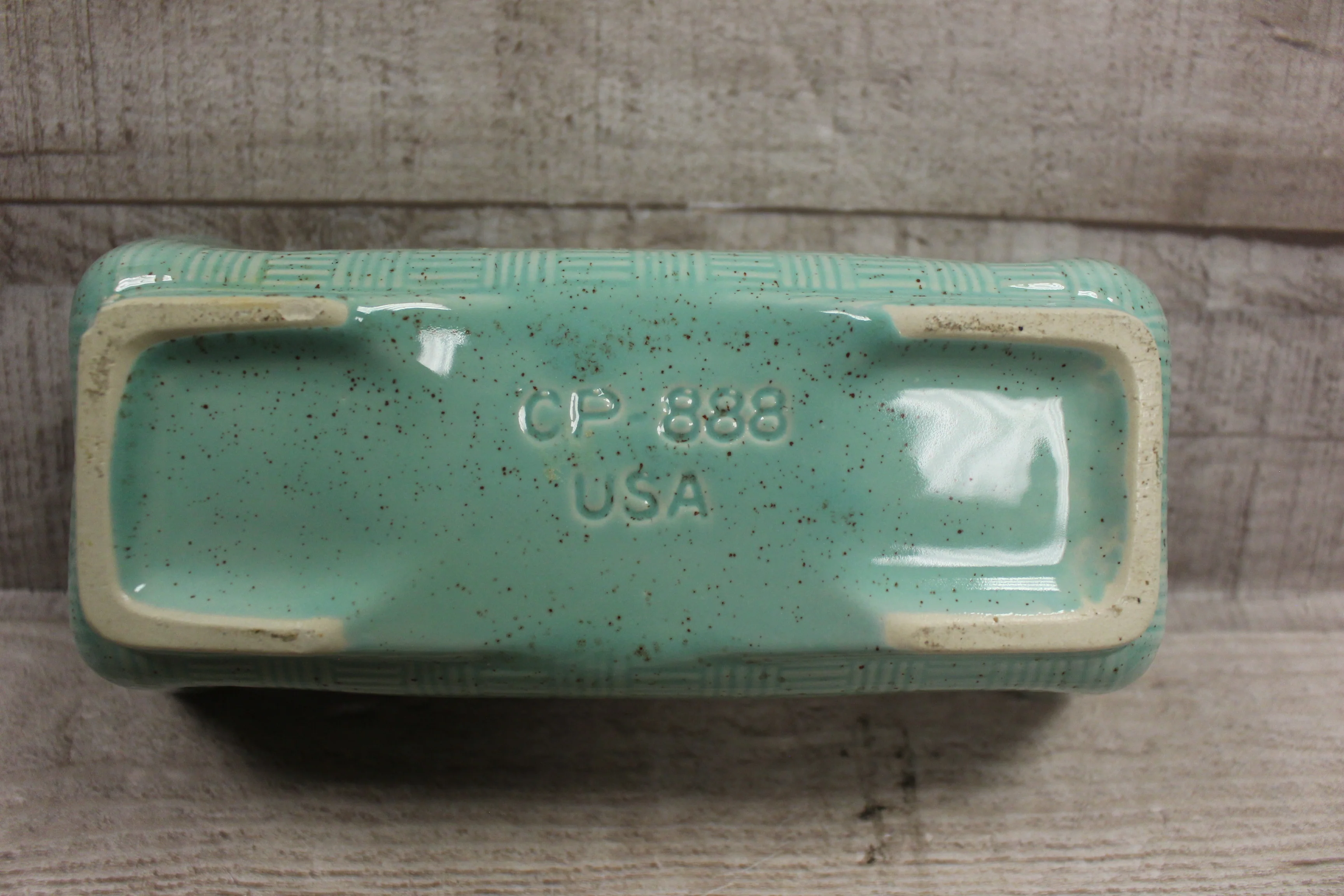 CP-888 USA Dog Bone Green Pottery Bowl Tray -Green -Used - Image 3