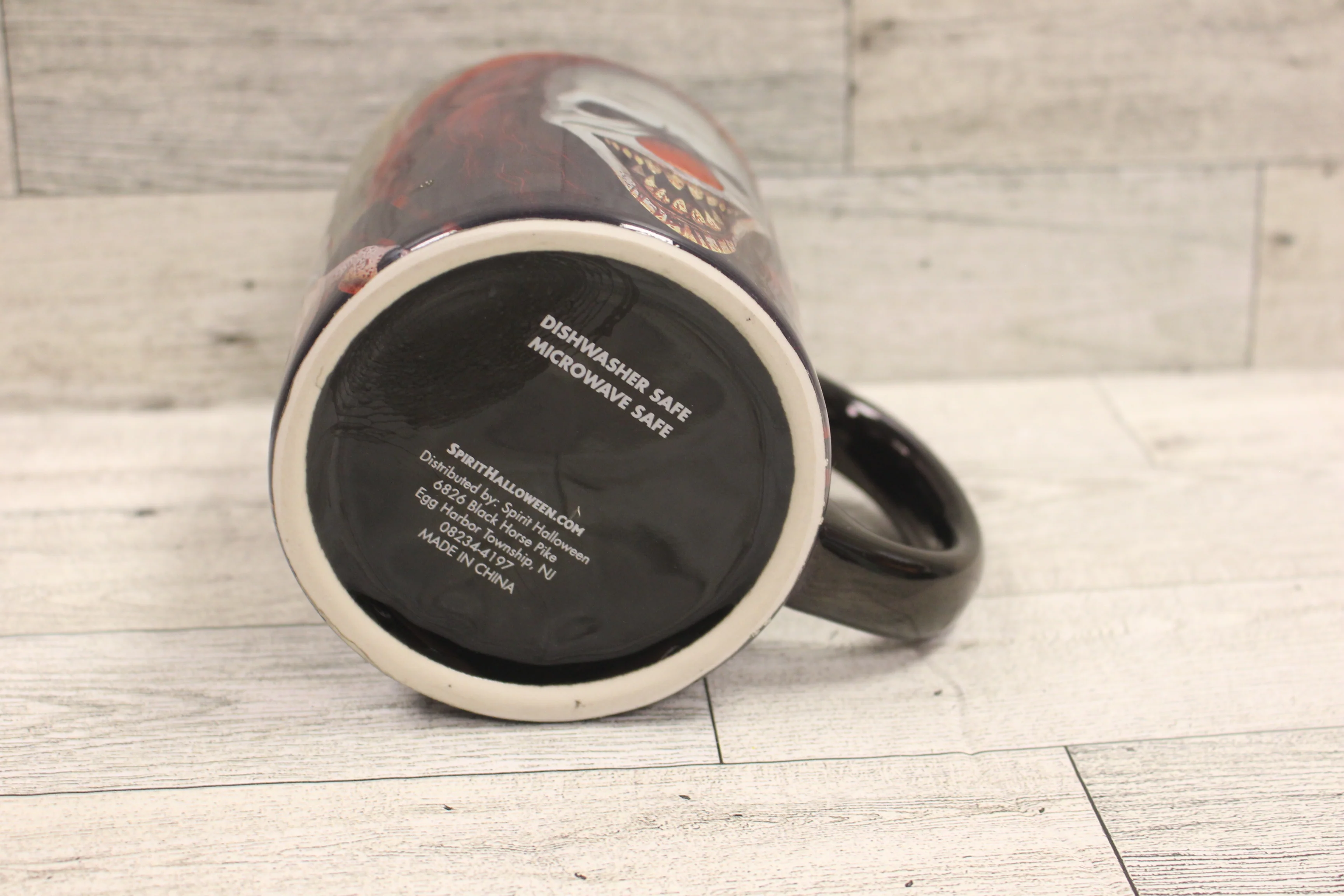 Crouchy Halloween Mug - New - Image 3