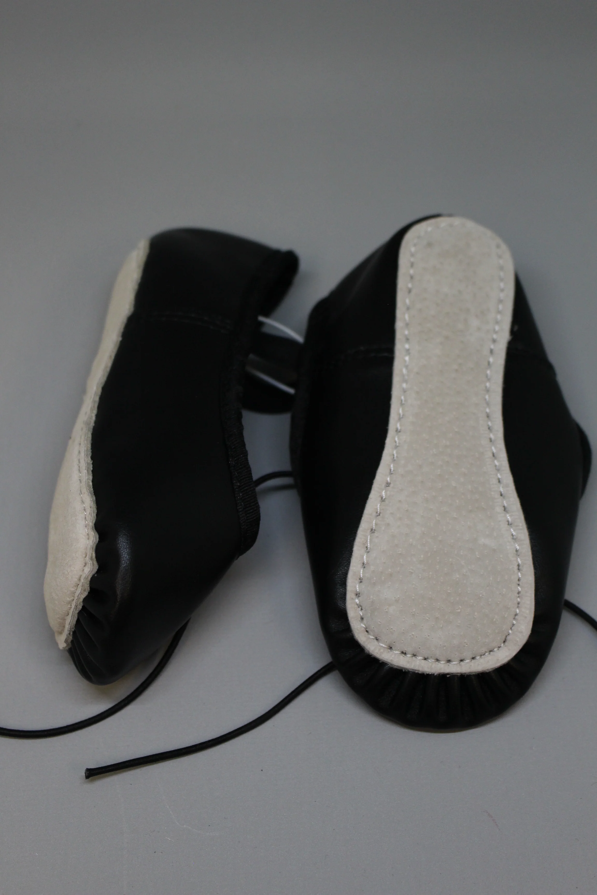 Danskin Girls' Ballet Slippers Black Size 10 - Image 2