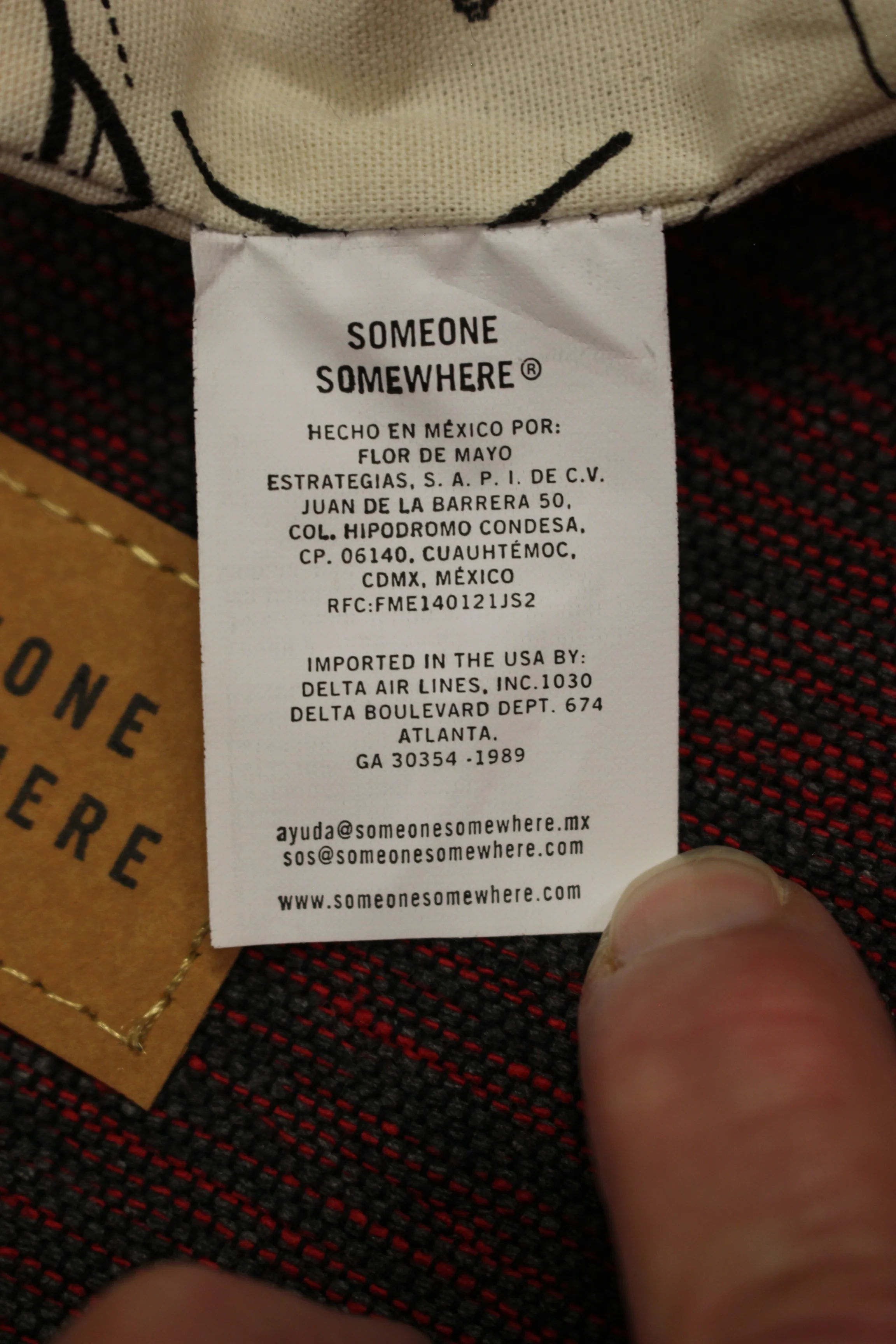 Delta Airlines Amenity Toiletries Bag - Someone Somewhere - Used - Image 6