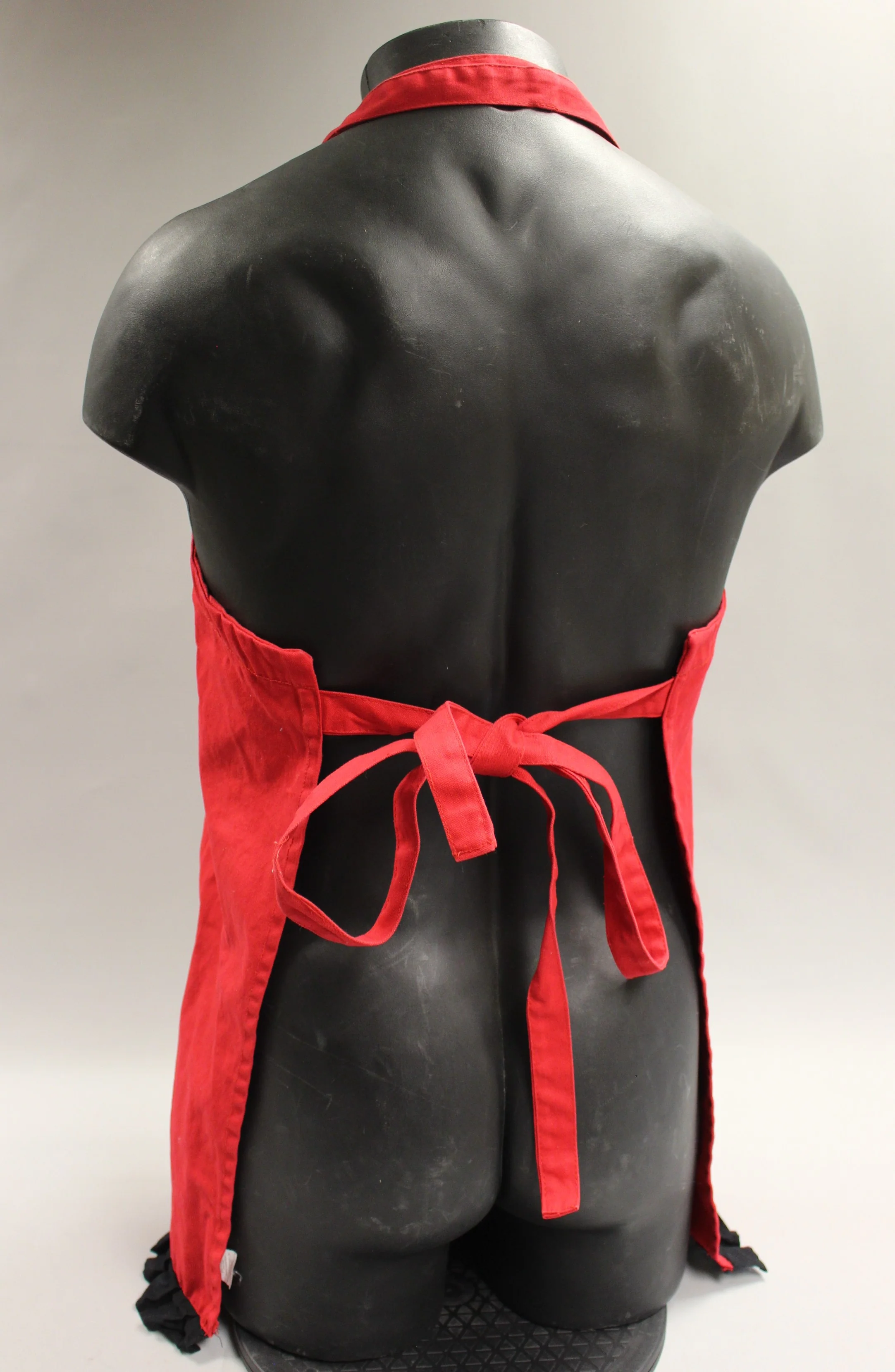 "Dinner's Ready When the Fire Alarm Goes Off" Apron - Red - Used - Image 3