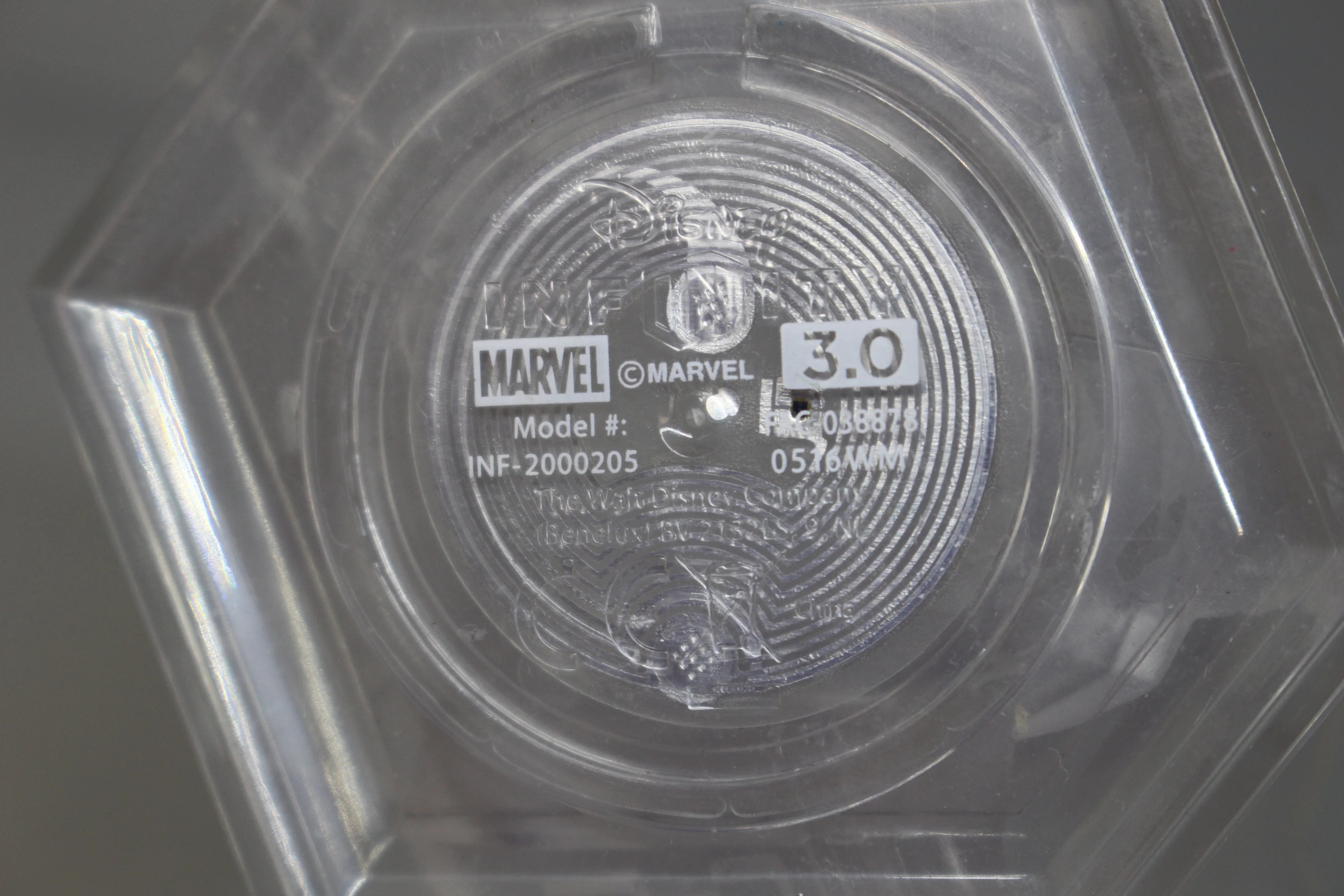 Disney Infinity 3.0 Crystal HULK FIST Figurine - Model: INF-2000205 - Used - Image 5