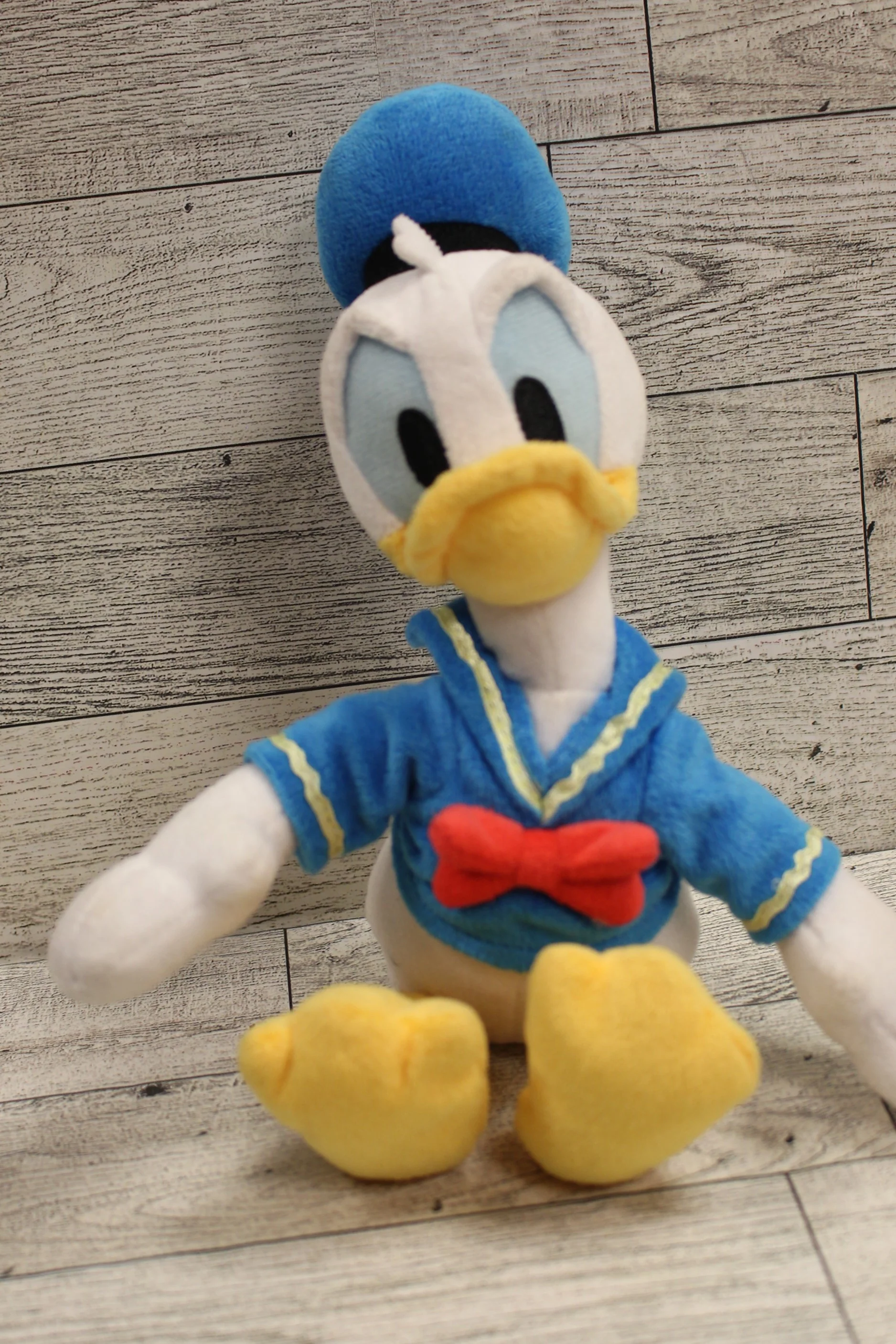 Disney Junior Donald Duck - 11" - Used