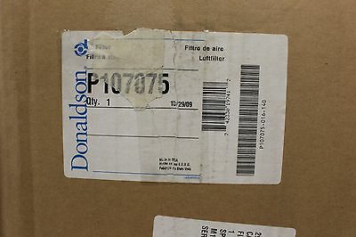 Donaldson Intake Air Clean Filter Element, P107075, 2940-00-930-2065, New - Image 3
